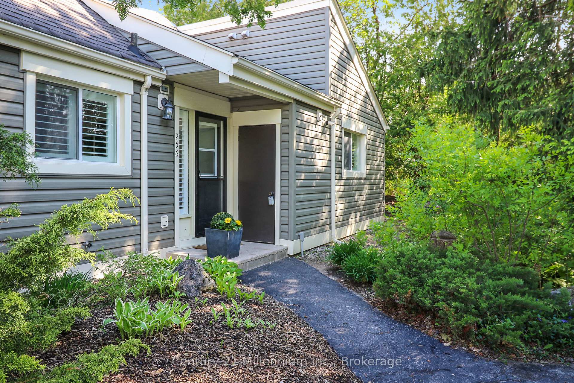 Photo 3 of Unit 256, 13 Harbour Street W, Collingwood — HOMEH