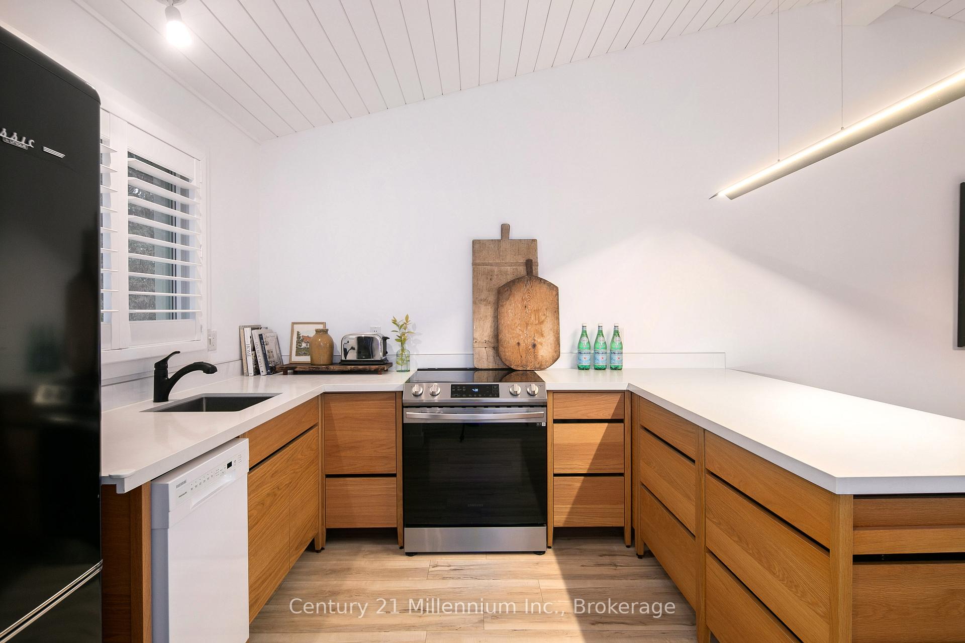 Photo 13 of Unit 256, 13 Harbour Street W, Collingwood — HOMEH