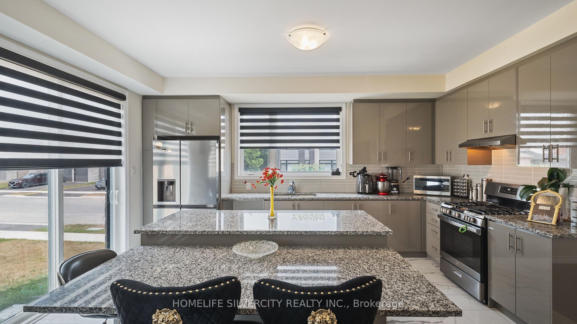 Photo 8 of 96 Strickland Avenue, Brantford — HOMEH
