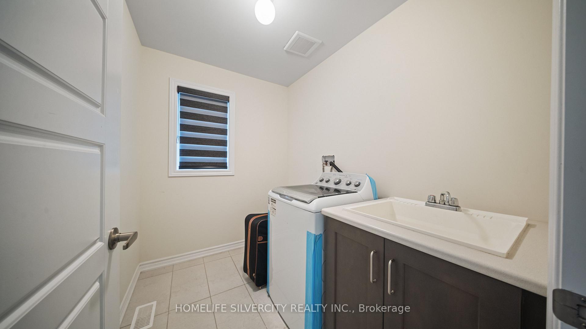Photo 16 of 96 Strickland Avenue, Brantford — HOMEH