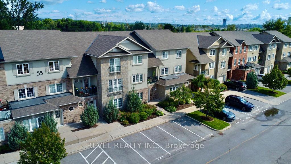 Front of Unit 11, 53 Ferndale Drive S