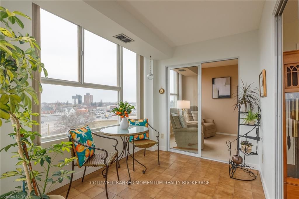 Photo 15 of Unit 709, 7 Gale Crescent, St. Catharines, E. Chester — HOMEH