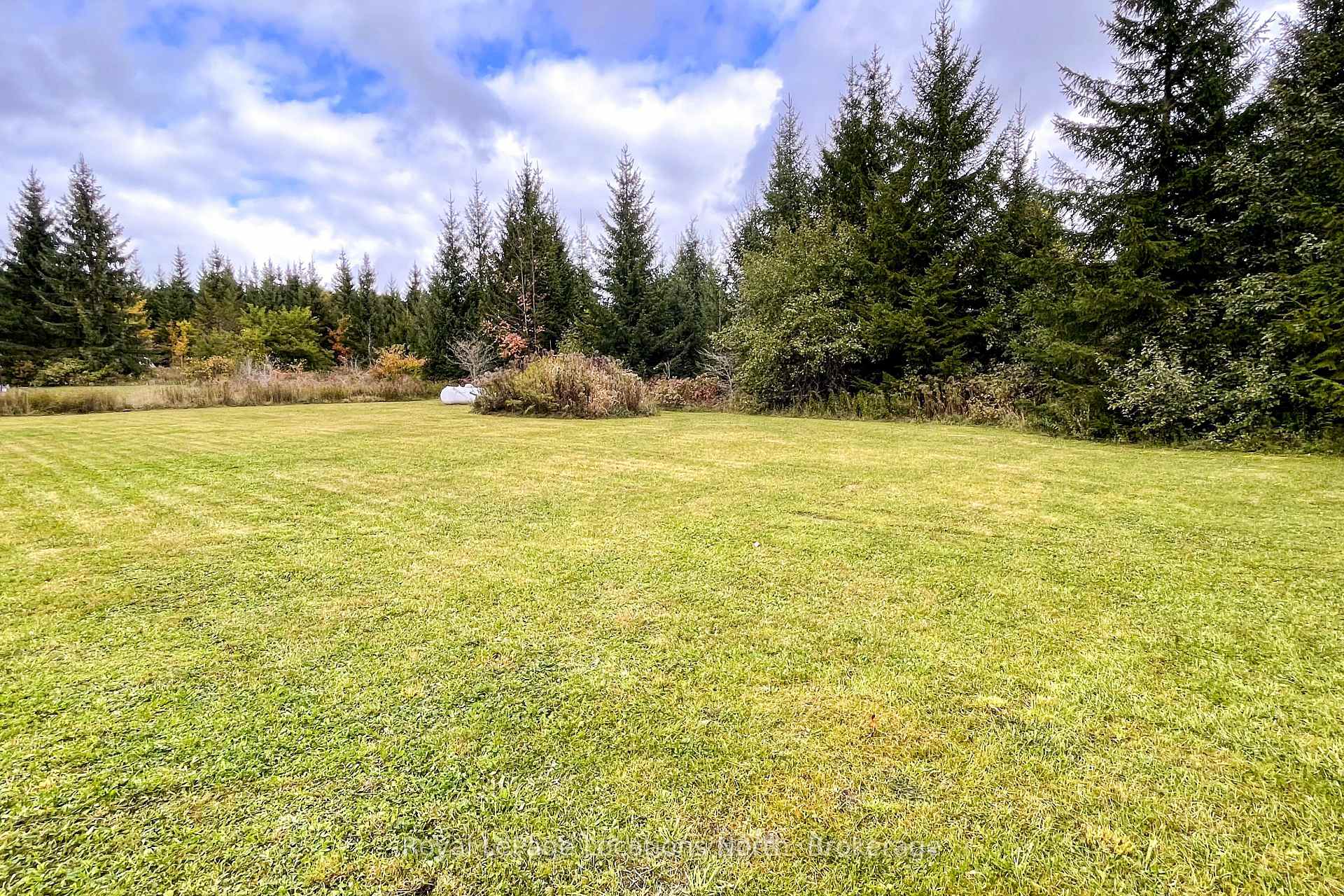 Photo 20 of 595863 4th Line, Blue Mountains — HOMEH