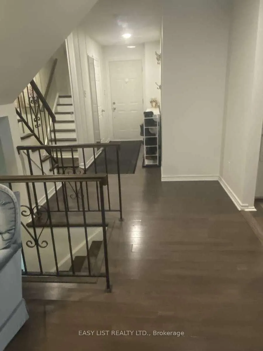 Photo 6 of 246 Romulus Private, Ottawa, Carson Meadows — HOMEH