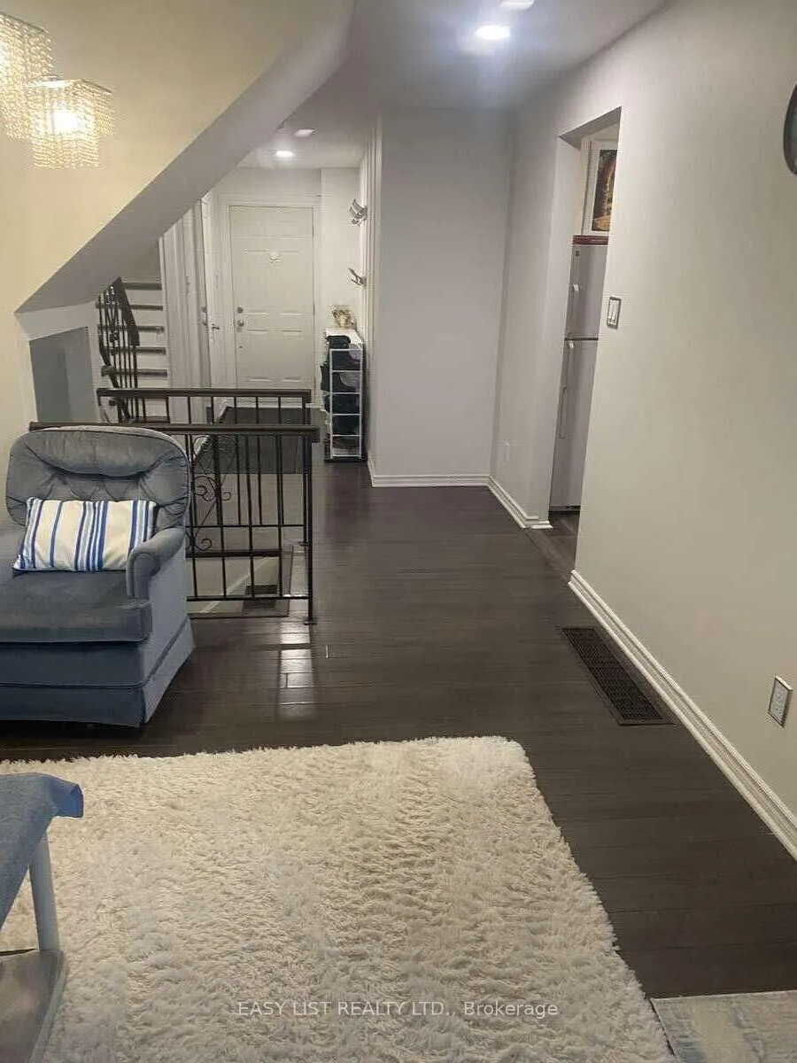 Photo 11 of 246 Romulus Private, Ottawa, Carson Meadows — HOMEH