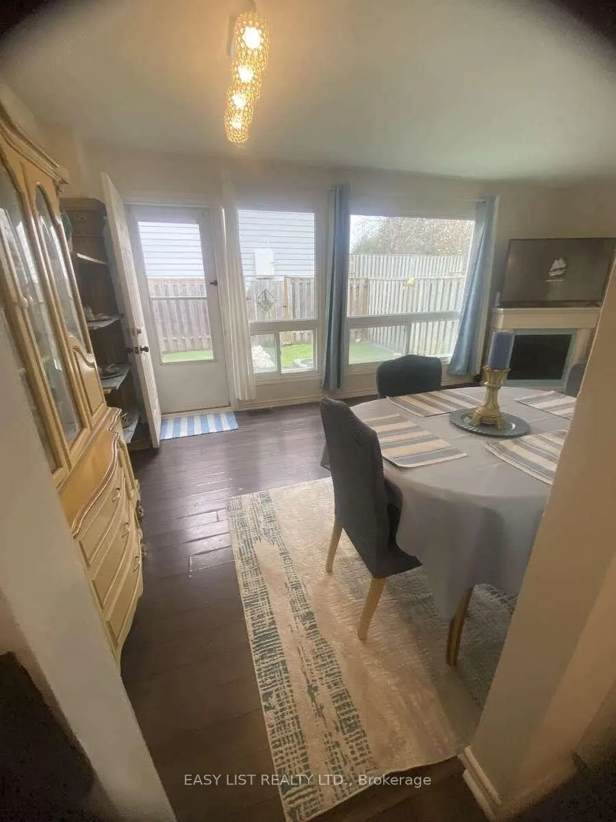 Photo 12 of 246 Romulus Private, Ottawa, Carson Meadows — HOMEH