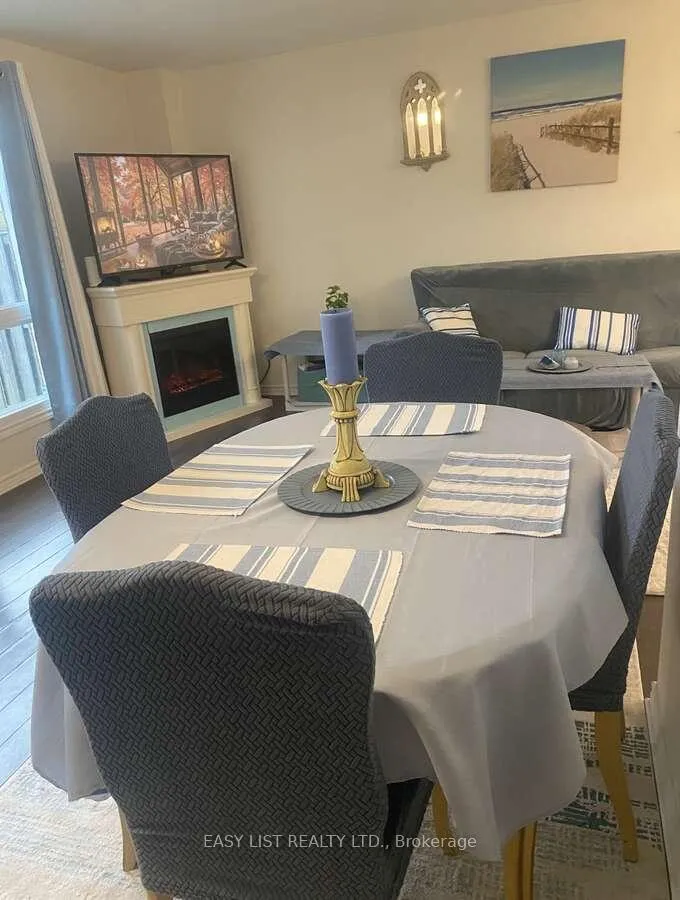 Photo 14 of 246 Romulus Private, Ottawa, Carson Meadows — HOMEH