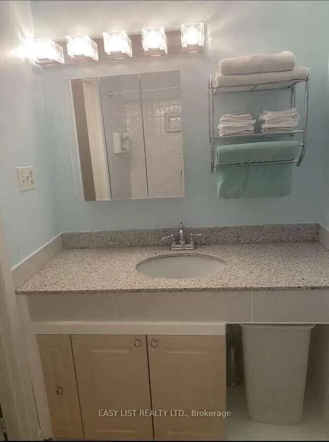 Photo 24 of 246 Romulus Private, Ottawa, Carson Meadows — HOMEH
