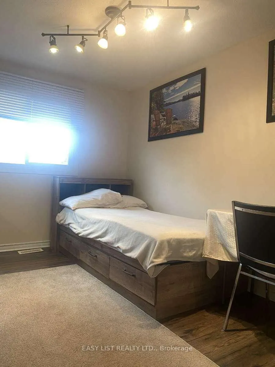 Photo 28 of 246 Romulus Private, Ottawa, Carson Meadows — HOMEH