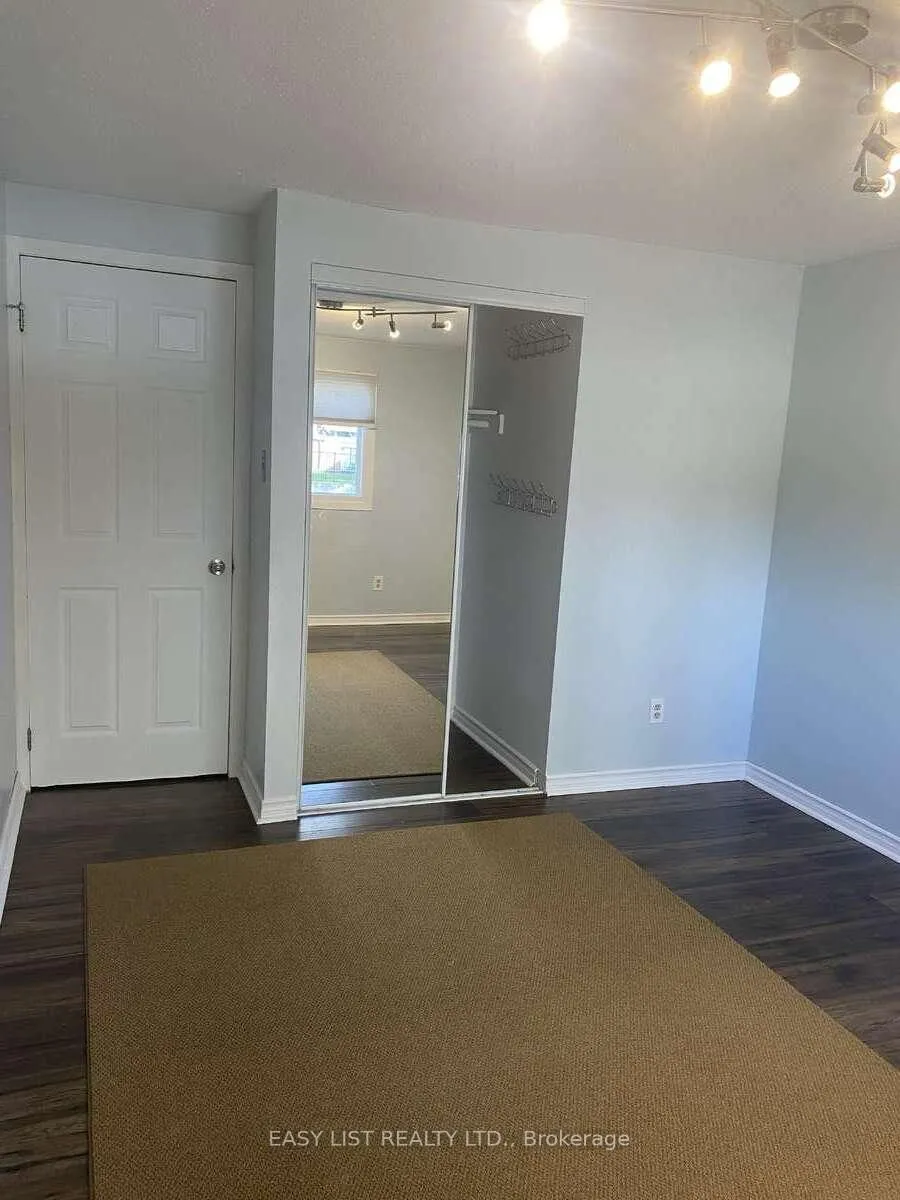 Photo 32 of 246 Romulus Private, Ottawa, Carson Meadows — HOMEH