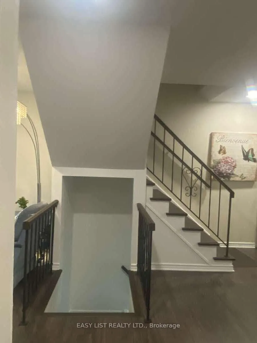 Photo 36 of 246 Romulus Private, Ottawa, Carson Meadows — HOMEH