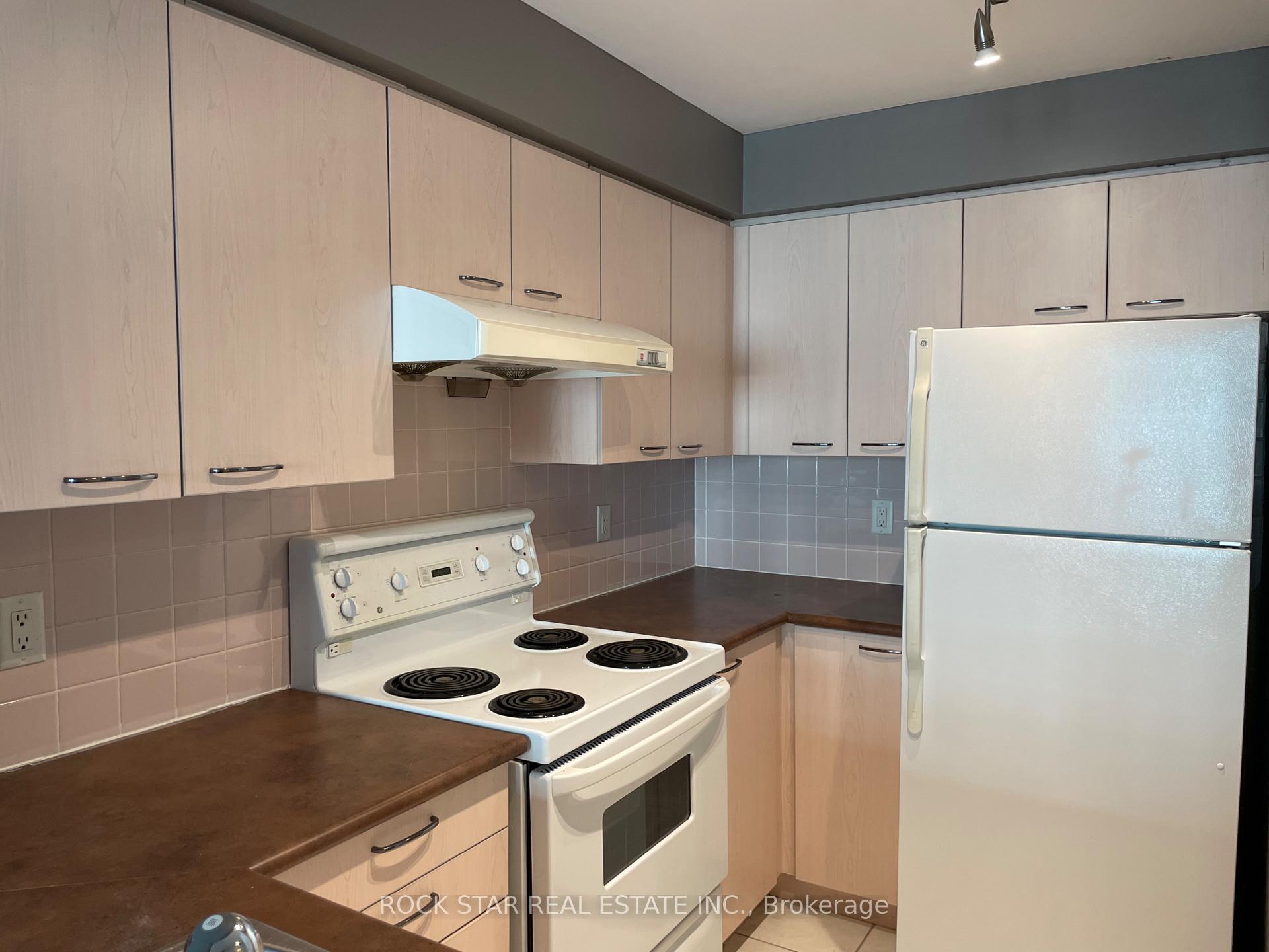 Photo 2 of Unit 515, 48 Suncrest Boulevard, Markham, Commerce Valley — HOMEH