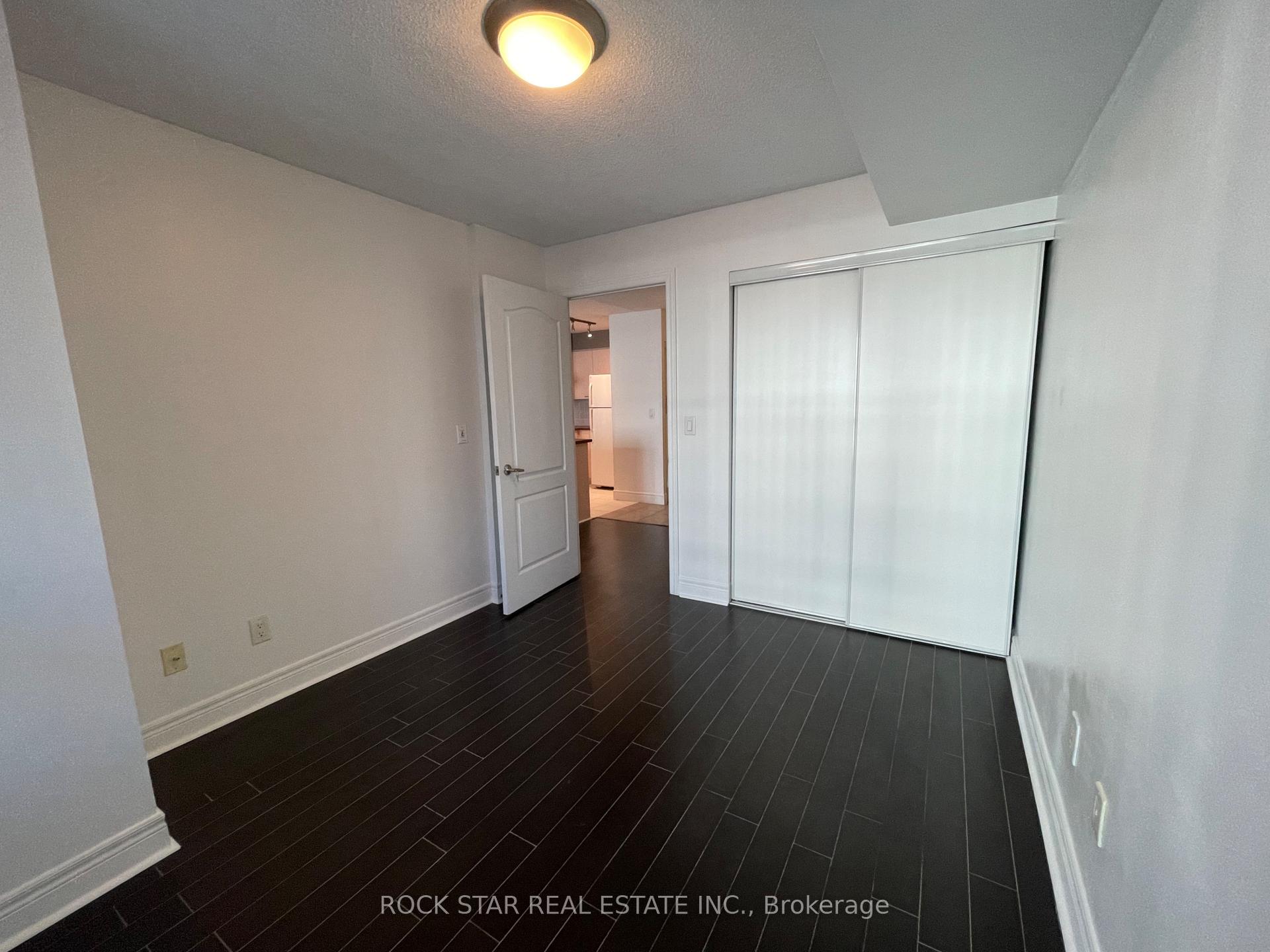 Photo 8 of Unit 515, 48 Suncrest Boulevard, Markham, Commerce Valley — HOMEH