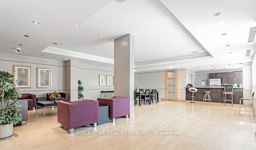 Photo 15 of Unit 515, 48 Suncrest Boulevard, Markham, Commerce Valley — HOMEH