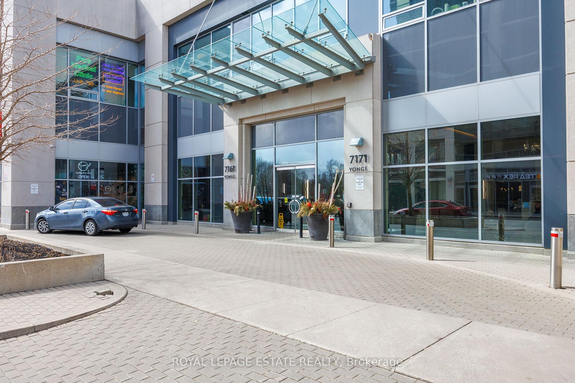 Photo 2 of Unit 439, 7171 Yonge Street, Markham, Thornhill — HOMEH