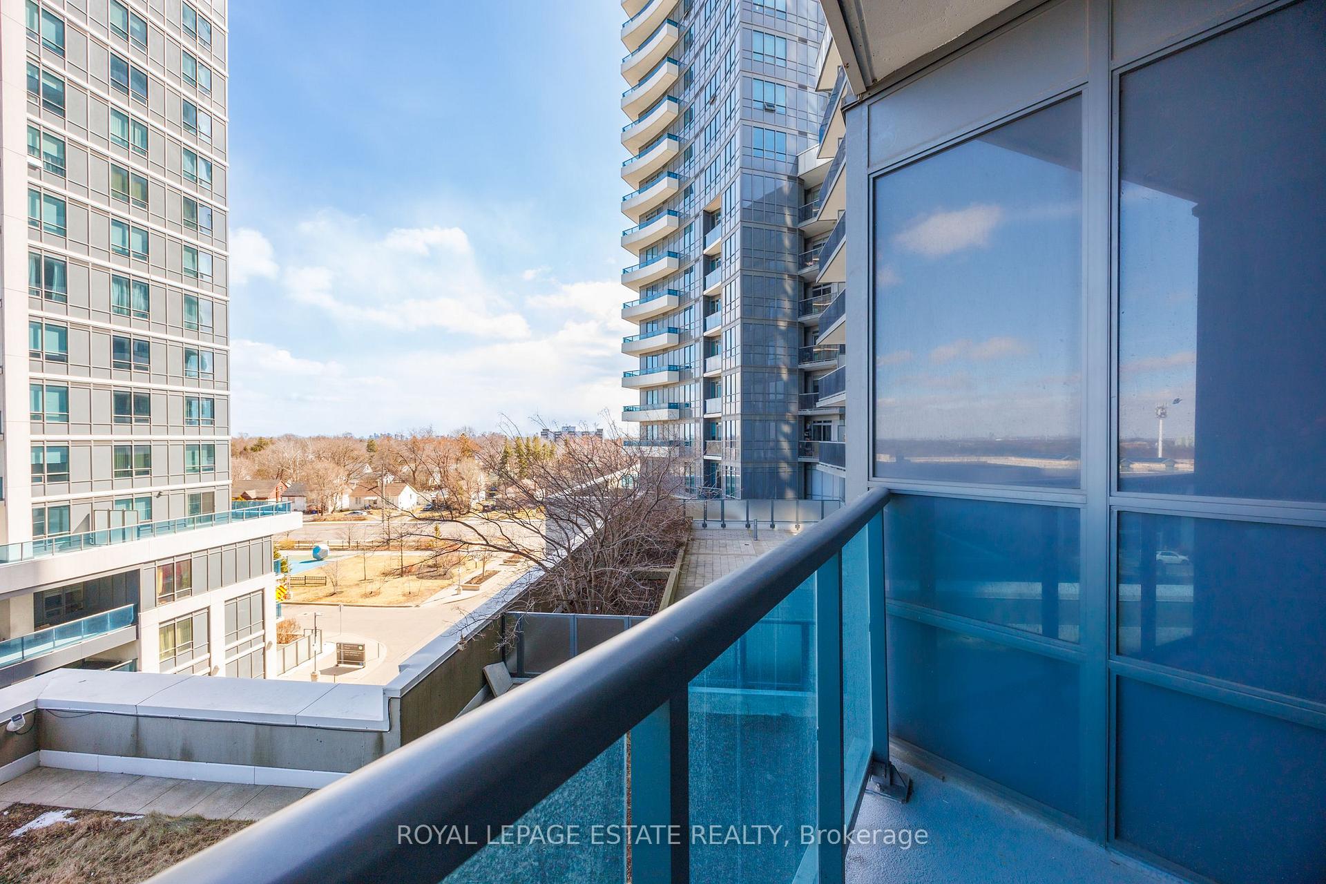 Photo 24 of Unit 439, 7171 Yonge Street, Markham, Thornhill — HOMEH