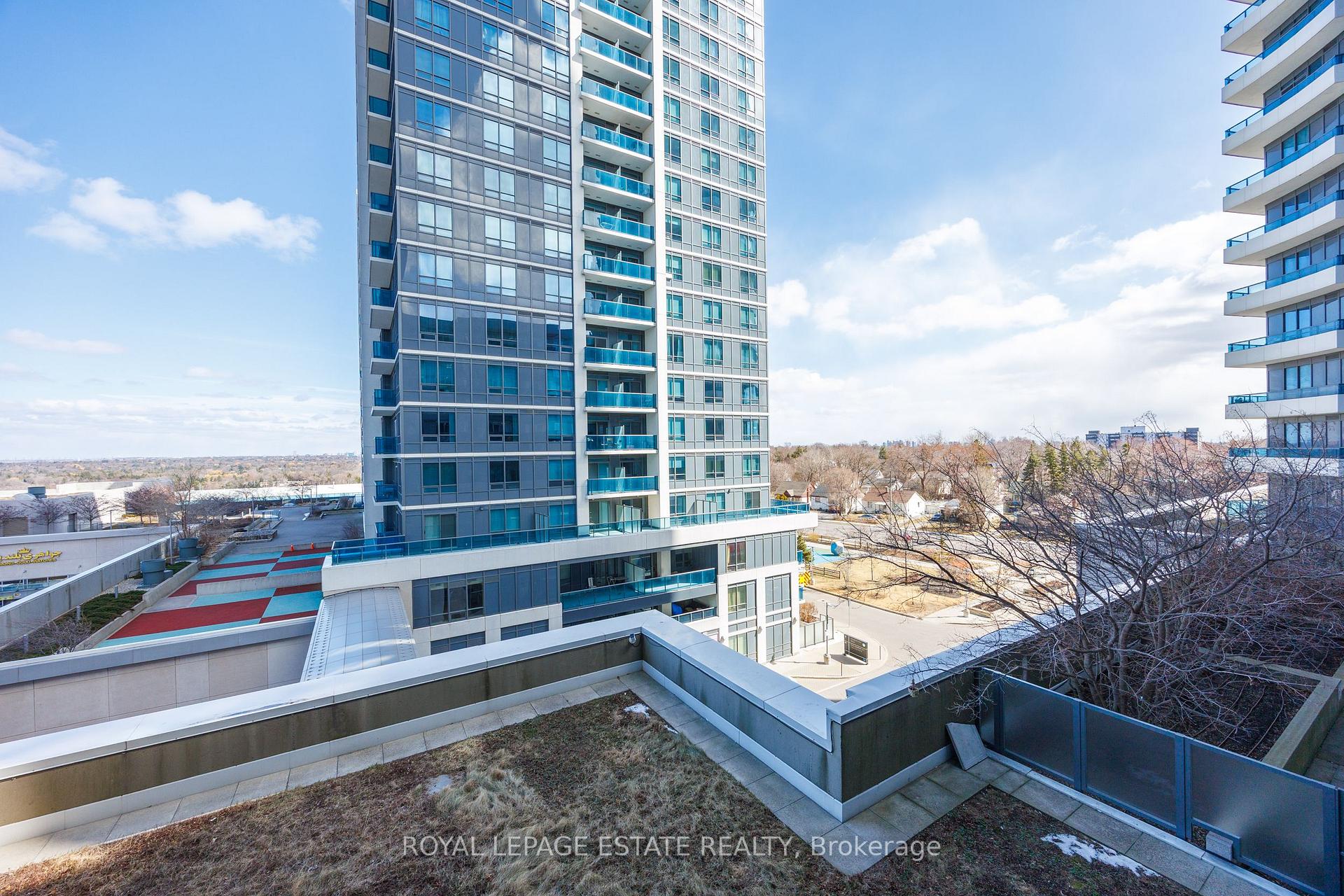 Photo 25 of Unit 439, 7171 Yonge Street, Markham, Thornhill — HOMEH
