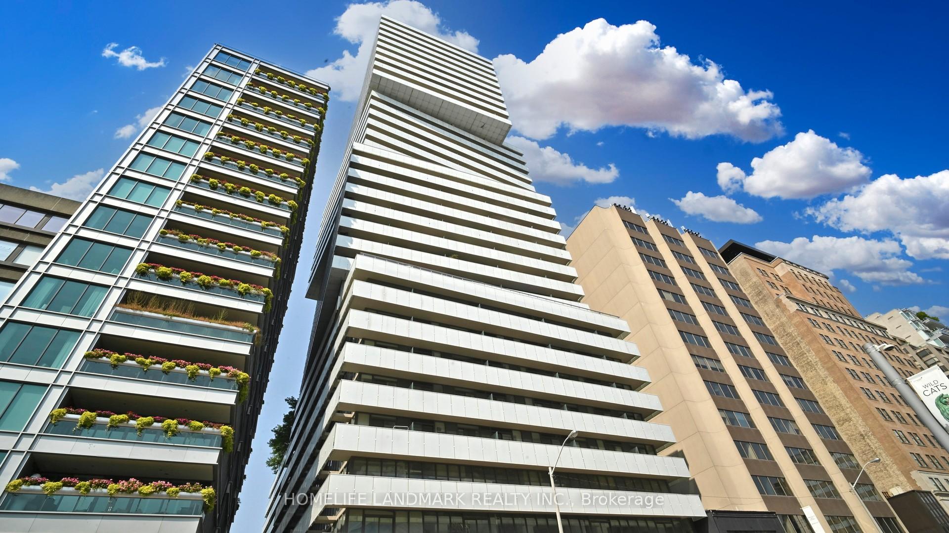 Front of Unit 2605, 200 Bloor Street W
