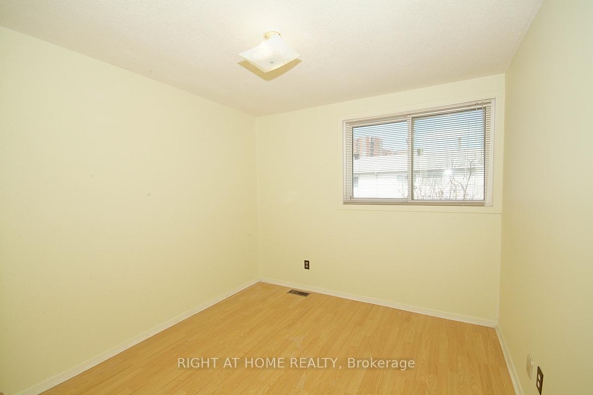 Photo 7 of Unit L, 1466 Heatherington Road, Ottawa, Heron Gate/Industrial Park — HOMEH
