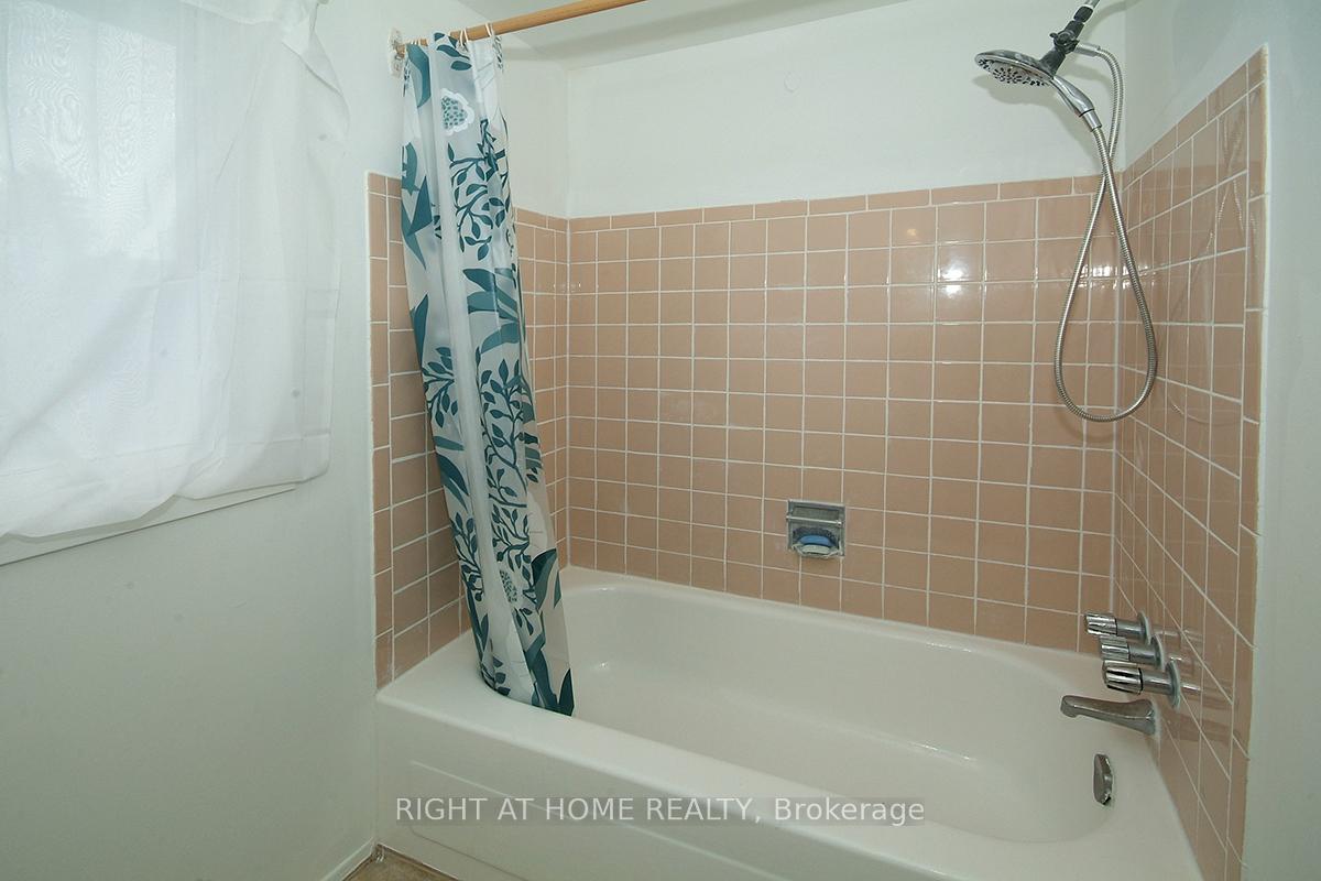 Photo 10 of Unit L, 1466 Heatherington Road, Ottawa, Heron Gate/Industrial Park — HOMEH