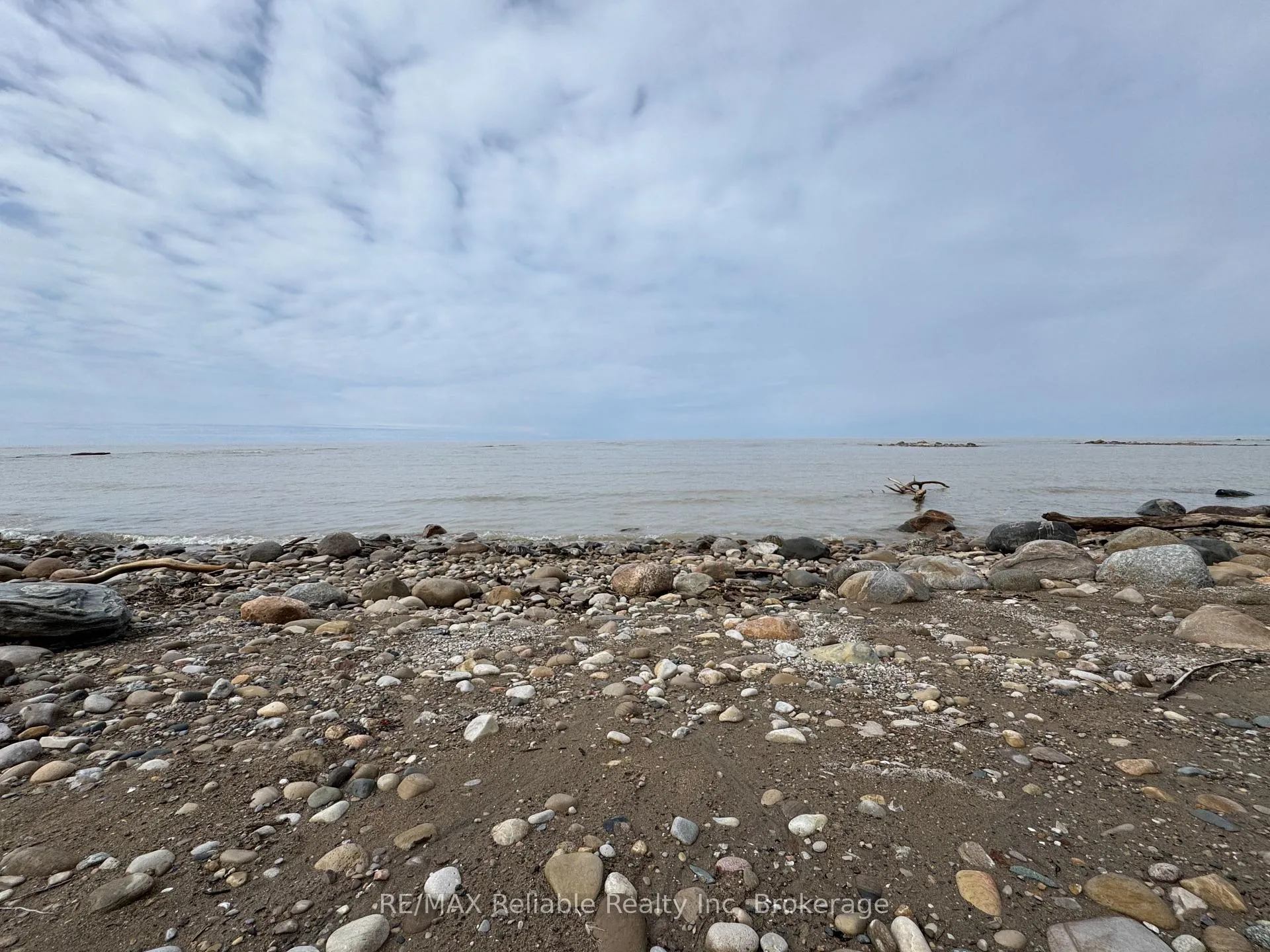 Photo 6 of 185 Huron Road, Huron-Kinloss — HOMEH