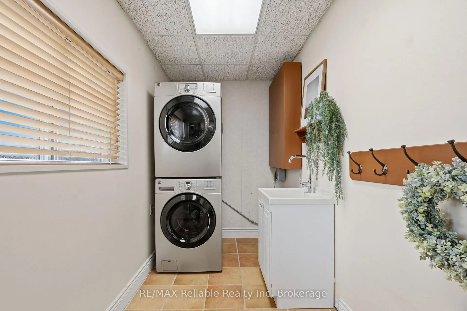 Photo 22 of 185 Huron Road, Huron-Kinloss — HOMEH