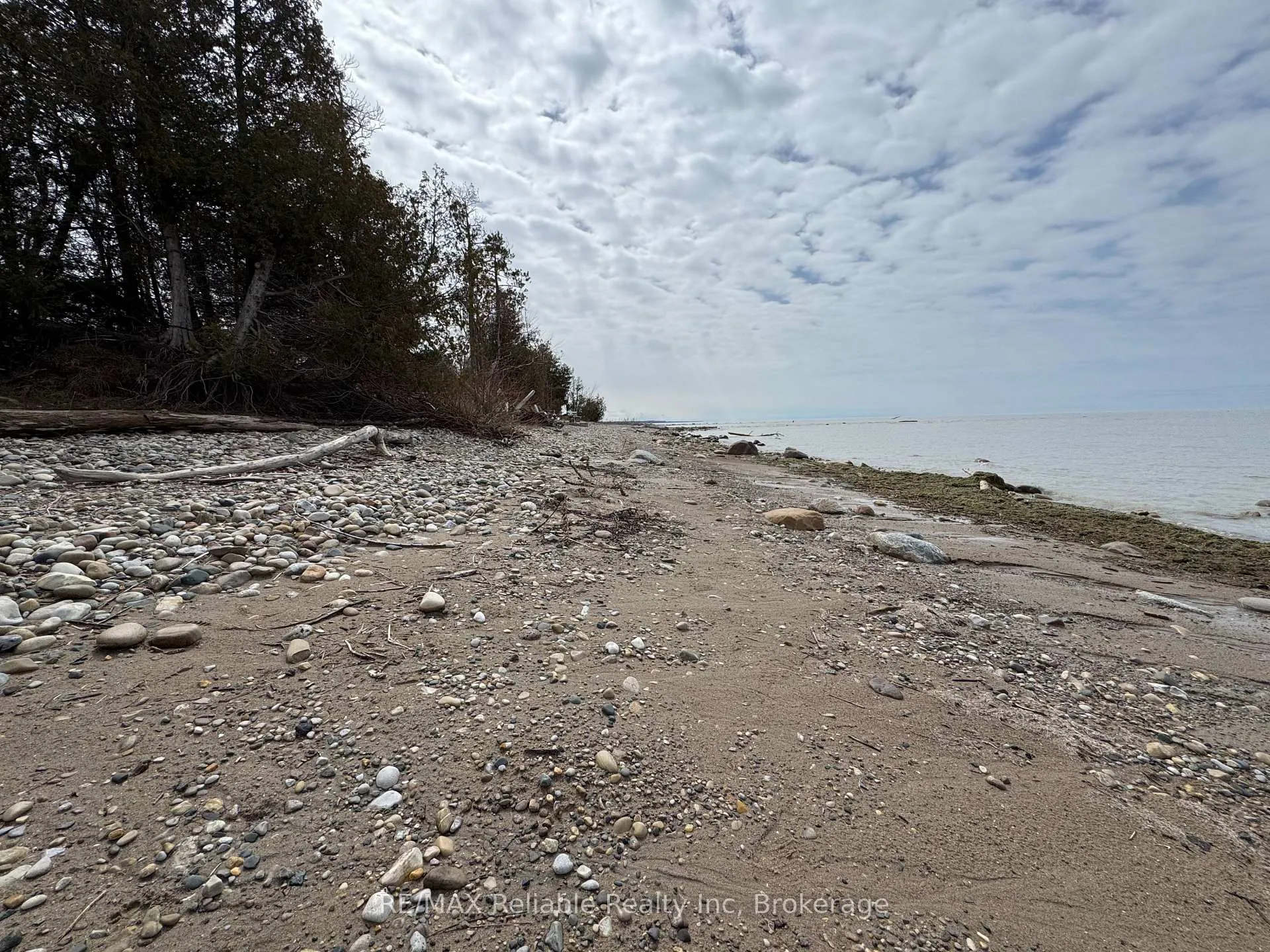 Photo 37 of 185 Huron Road, Huron-Kinloss — HOMEH