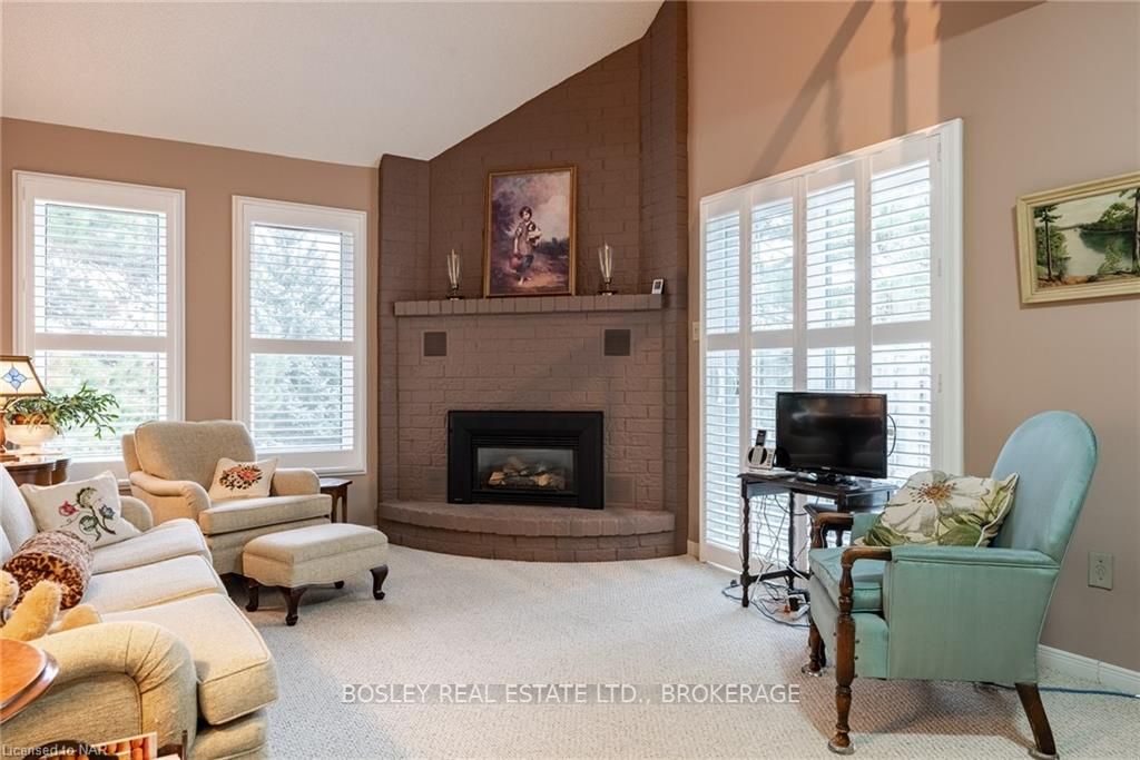 Photo 18 of Unit 13, 10 Elderwood Drive, St. Catharines, Grapeview — HOMEH
