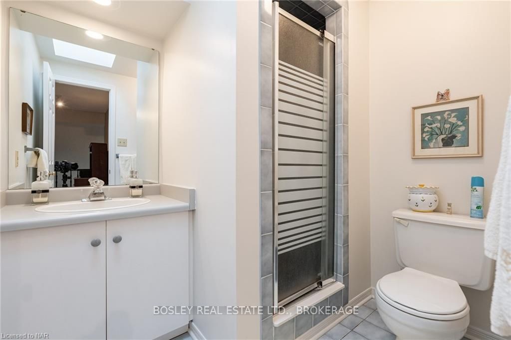 Photo 23 of Unit 13, 10 Elderwood Drive, St. Catharines, Grapeview — HOMEH