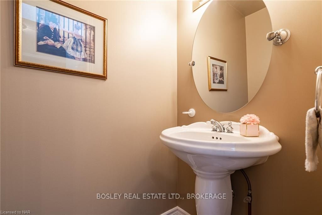 Photo 28 of Unit 13, 10 Elderwood Drive, St. Catharines, Grapeview — HOMEH