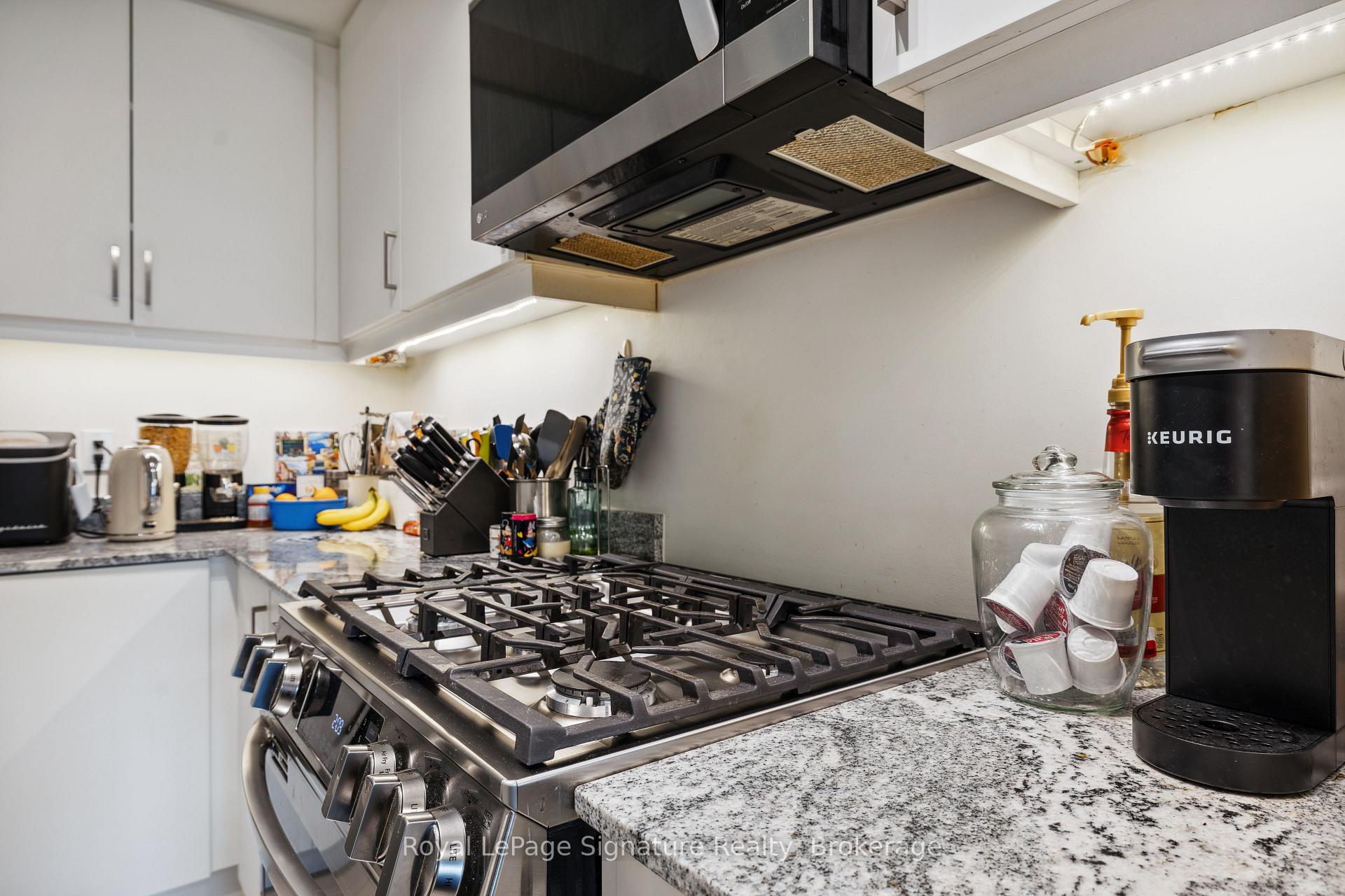 Photo 13 of Unit 102, 17 Spooner Crescent, Collingwood — HOMEH