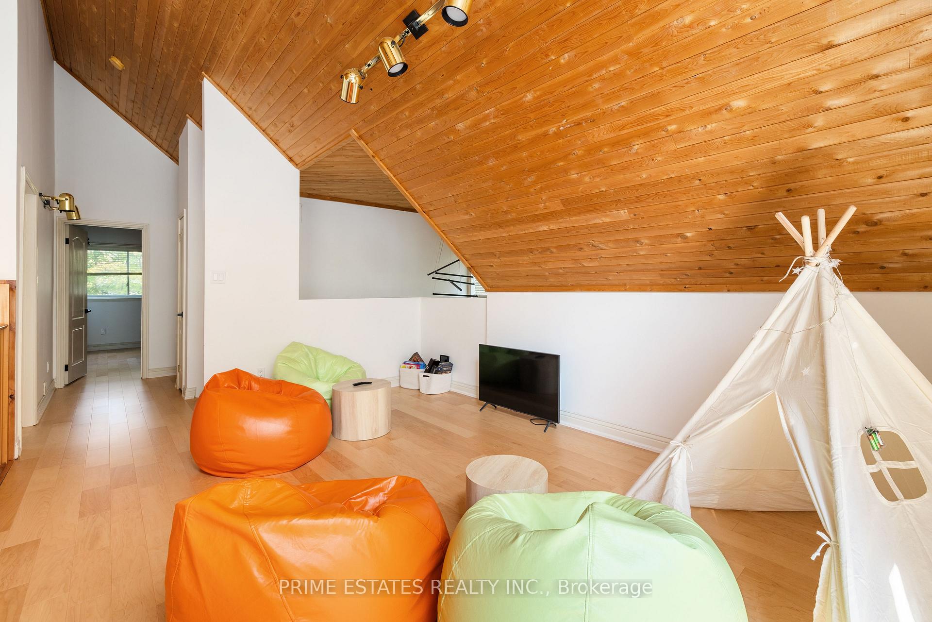 Photo 8 of 1070 West Shore Lane, Frontenac, Frontenac Centre — HOMEH