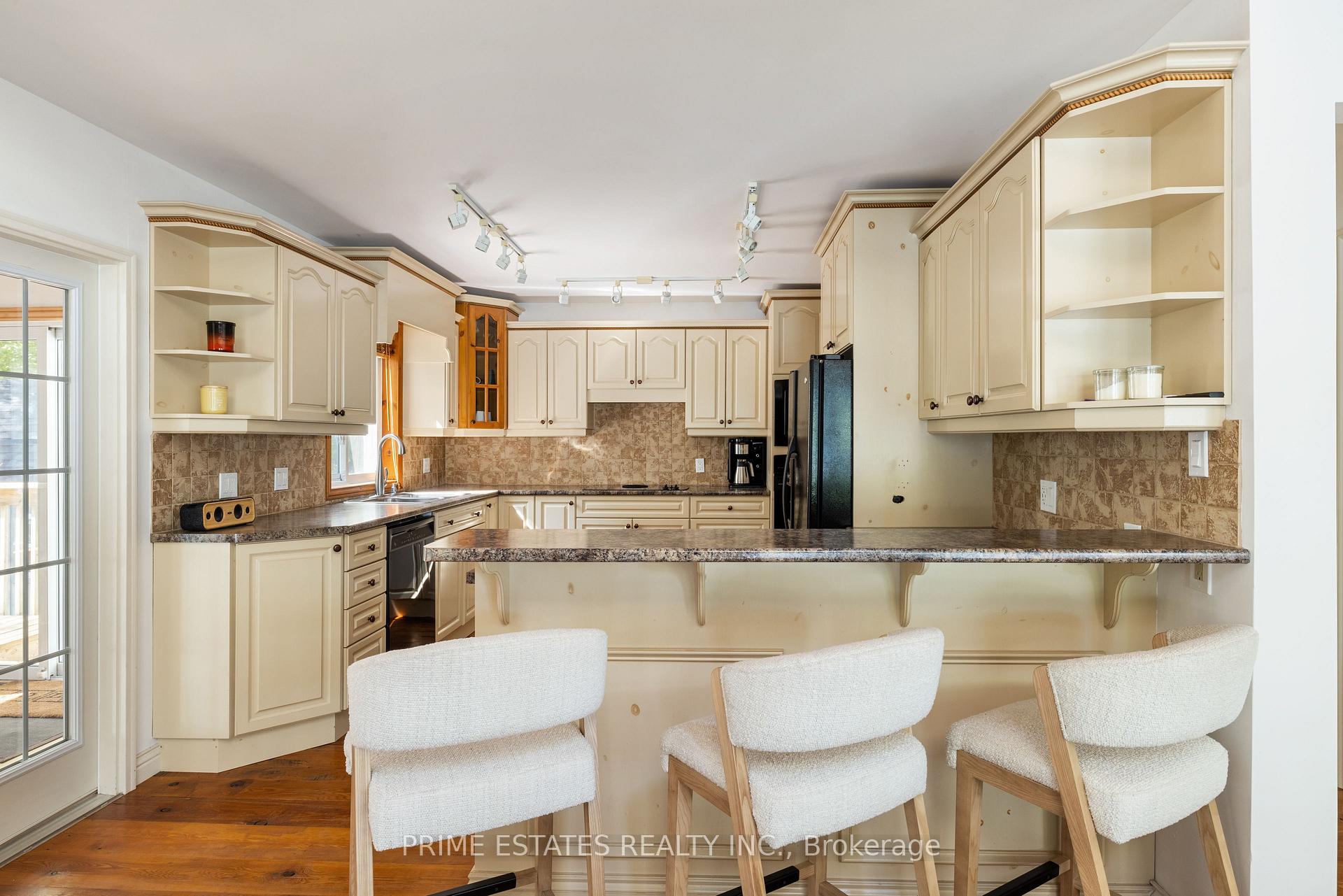 Photo 14 of 1070 West Shore Lane, Frontenac, Frontenac Centre — HOMEH