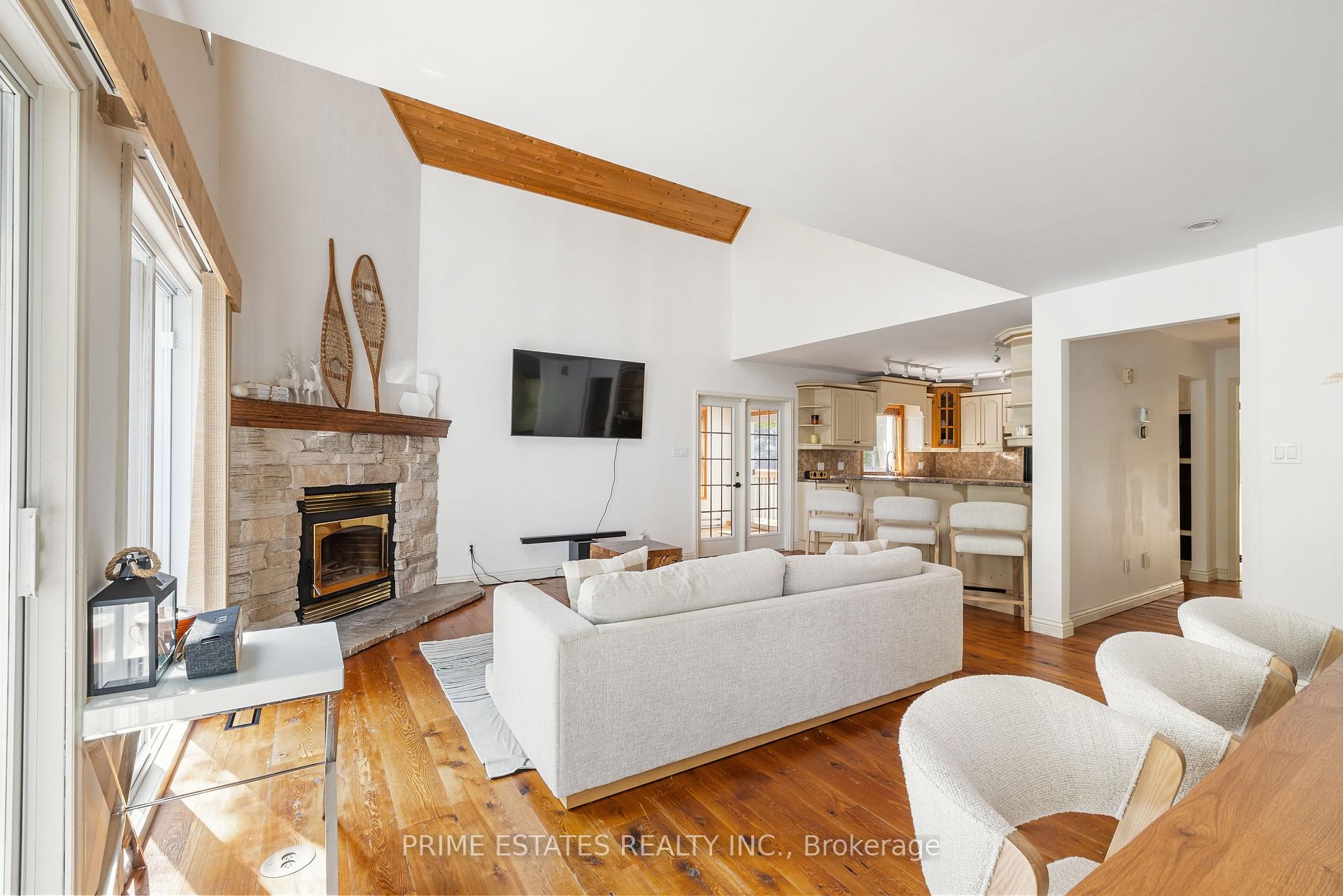 Photo 13 of 1070 West Shore Lane, Frontenac, Frontenac Centre — HOMEH