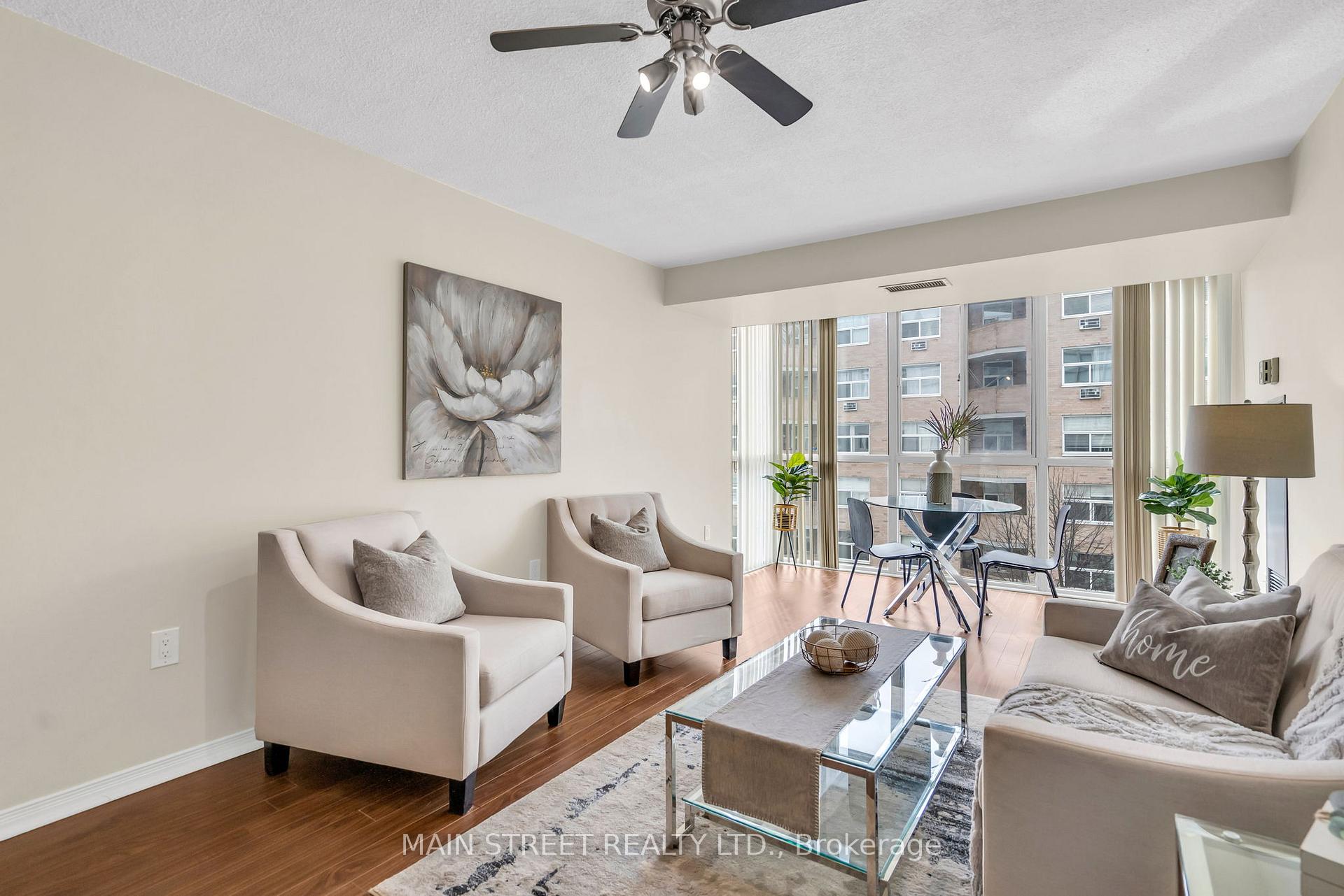 Photo 8 of Unit 902, 270 Davis Drive, Newmarket, Central Newmarket — HOMEH