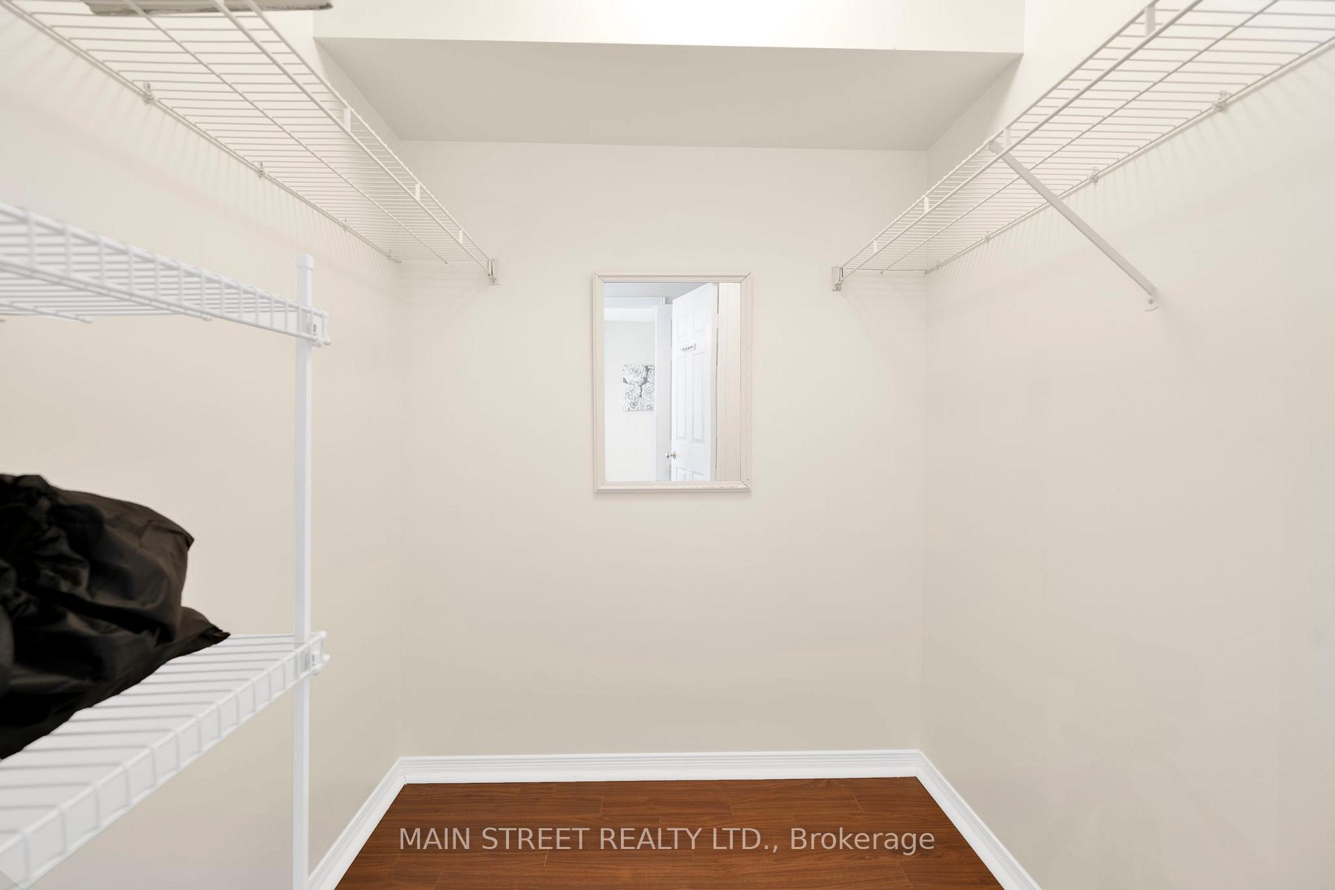 Photo 13 of Unit 902, 270 Davis Drive, Newmarket, Central Newmarket — HOMEH