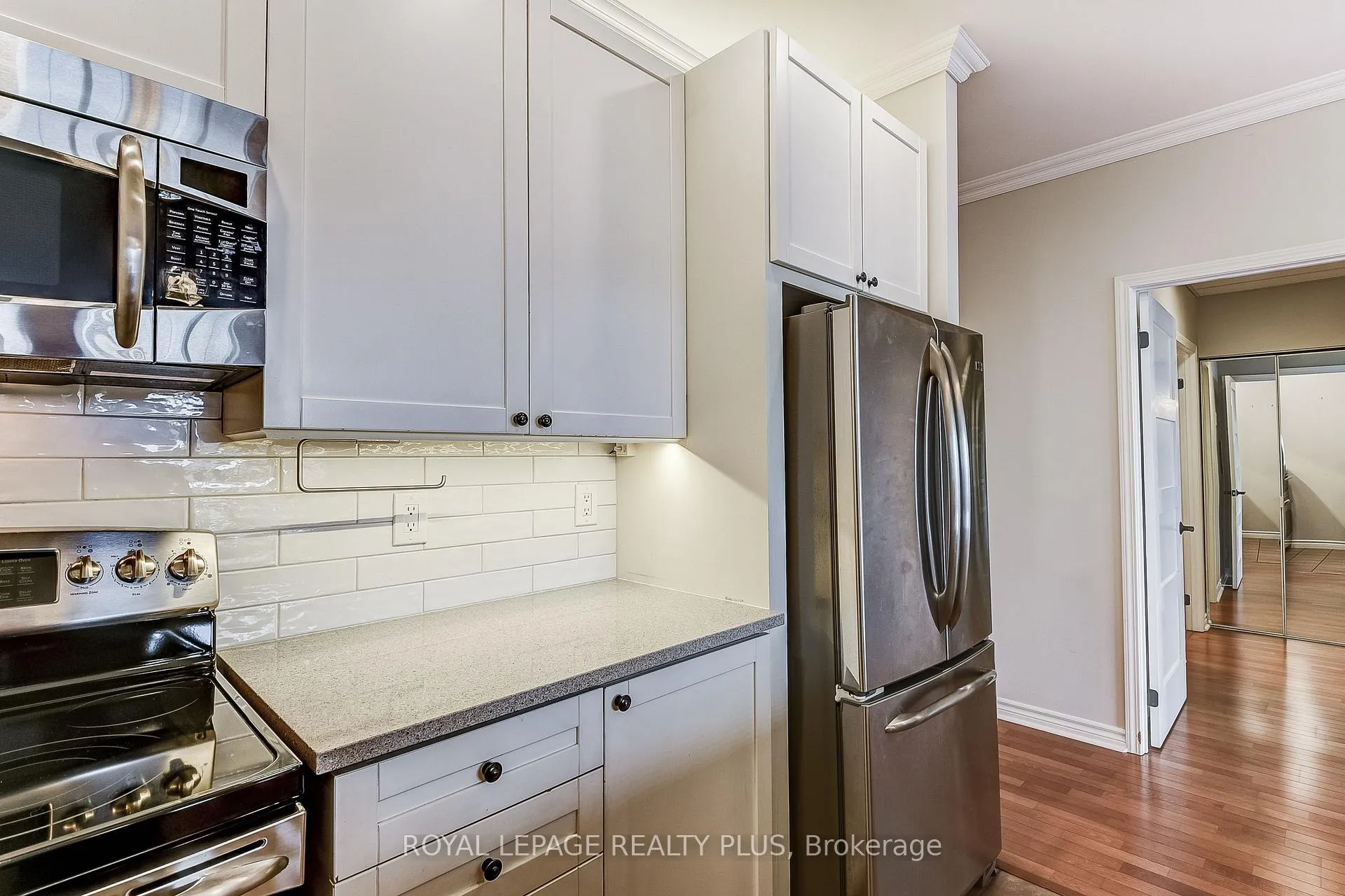 Photo 13 of Unit 715, 980 Yonge Street, Toronto, The Annex — HOMEH