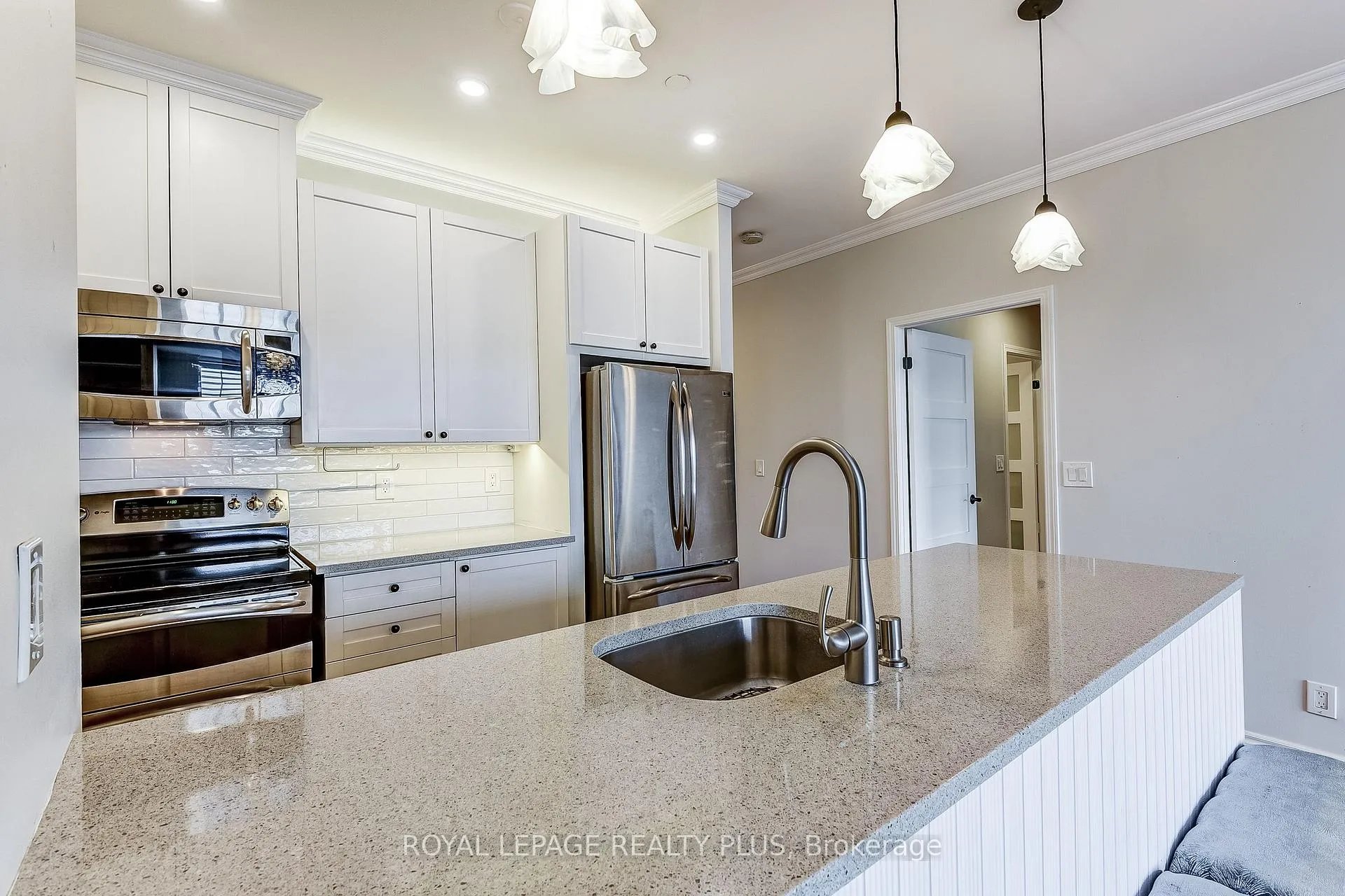 Photo 14 of Unit 715, 980 Yonge Street, Toronto, The Annex — HOMEH