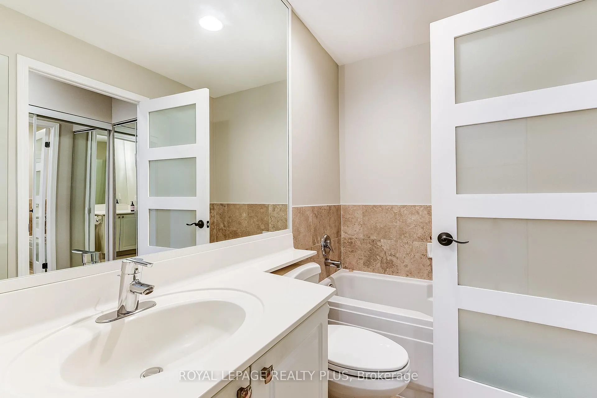 Photo 34 of Unit 715, 980 Yonge Street, Toronto, The Annex — HOMEH