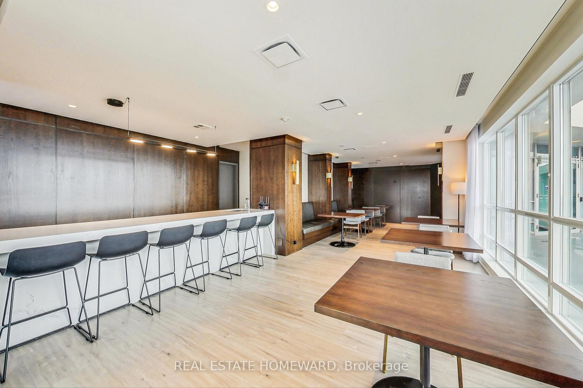Photo 9 of Unit LPH4, 410 Queens Quay, Toronto, Waterfront Communities — HOMEH