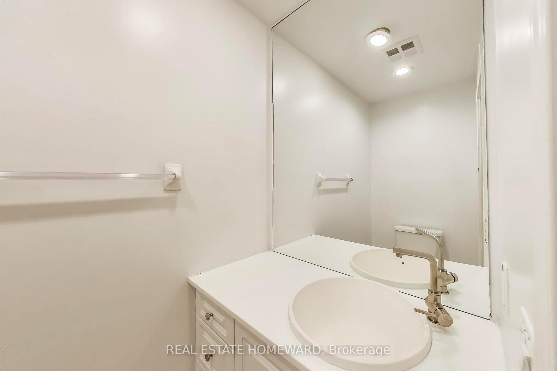 Photo 12 of Unit LPH4, 410 Queens Quay, Toronto, Waterfront Communities — HOMEH