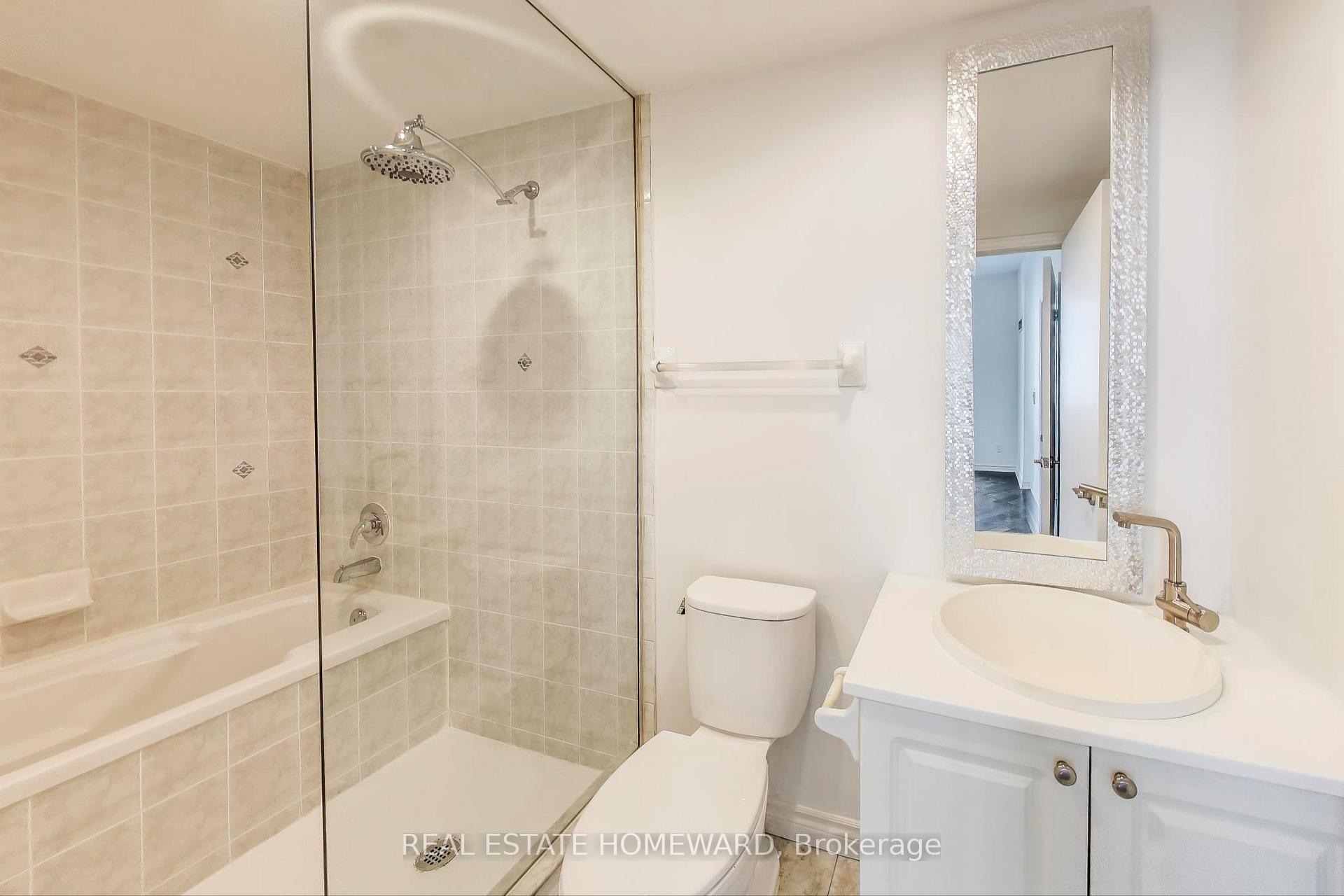 Photo 14 of Unit LPH4, 410 Queens Quay, Toronto, Waterfront Communities — HOMEH