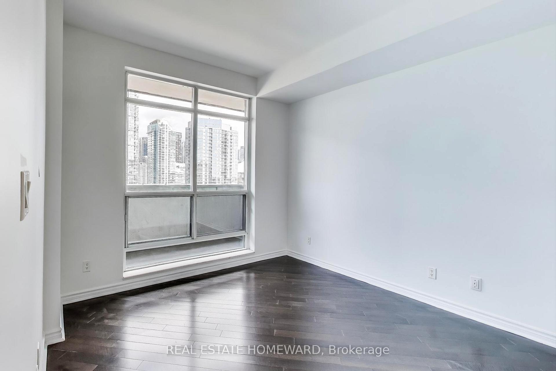 Photo 16 of Unit LPH4, 410 Queens Quay, Toronto, Waterfront Communities — HOMEH