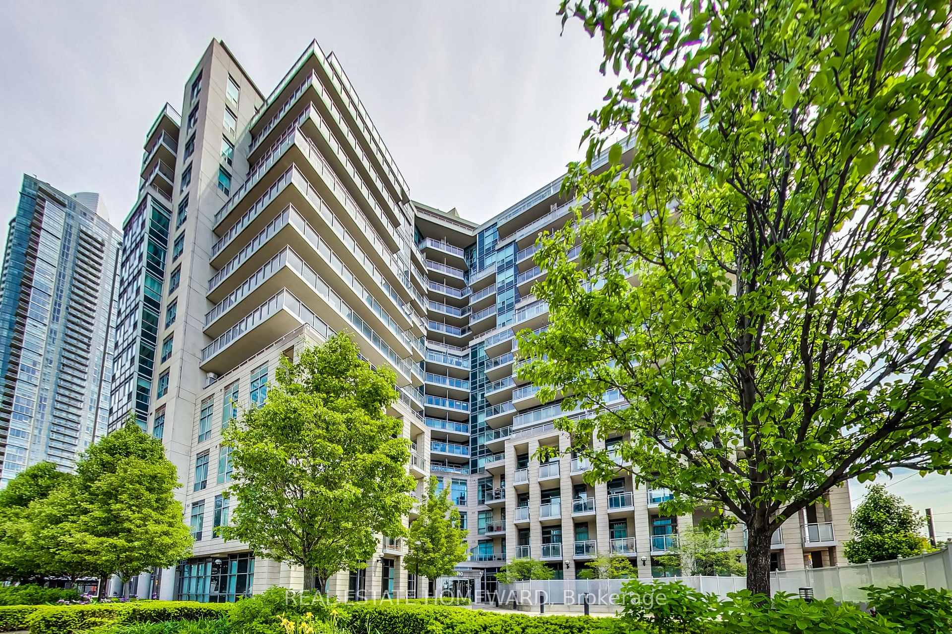 Photo 27 of Unit LPH4, 410 Queens Quay, Toronto, Waterfront Communities — HOMEH