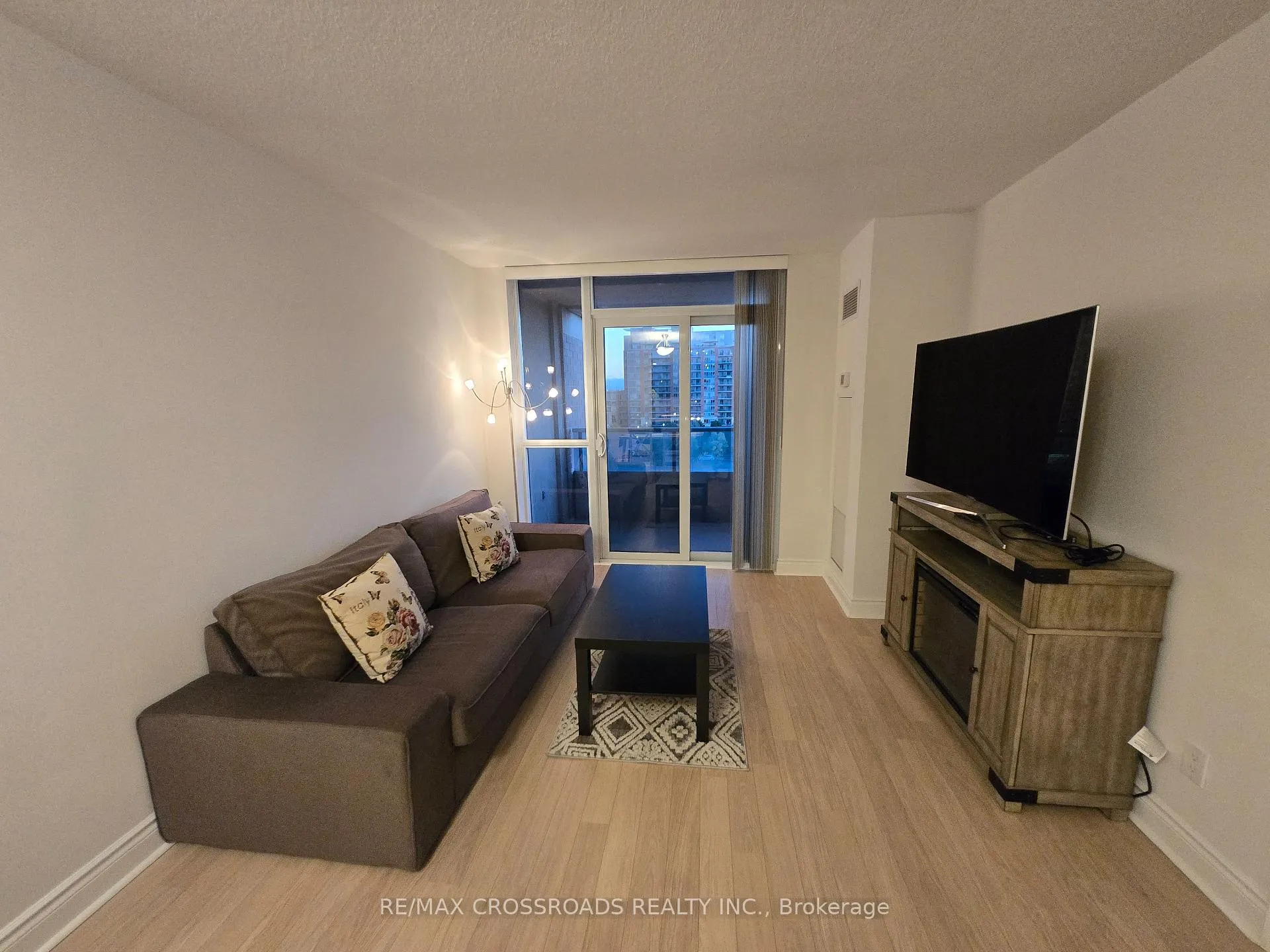 Photo 7 of Unit 659, 23 Cox Boulevard S, Markham, Unionville — HOMEH