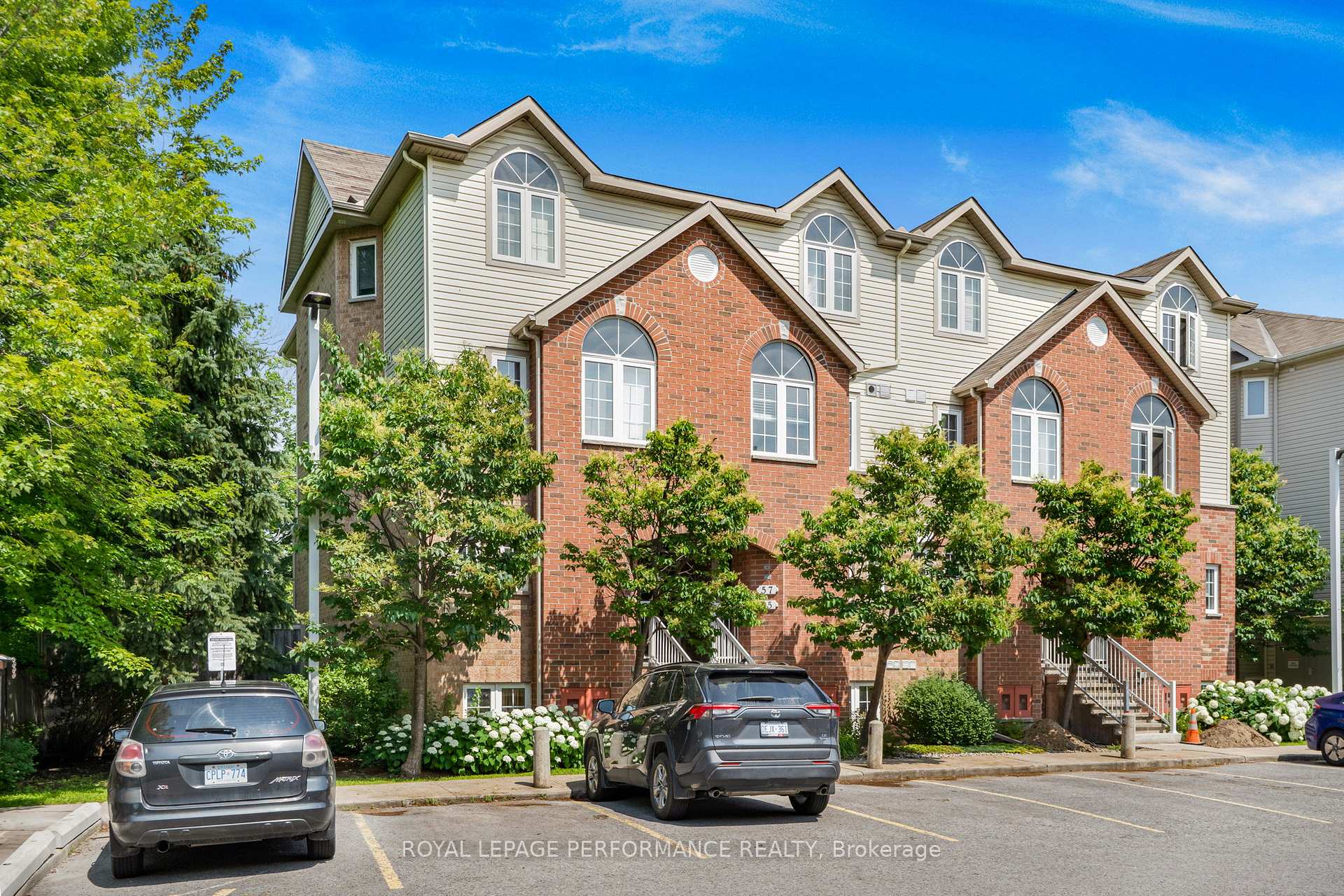 Photo 2 of Unit 2, 55 Steele Park Private, Ottawa, Cyrville — HOMEH