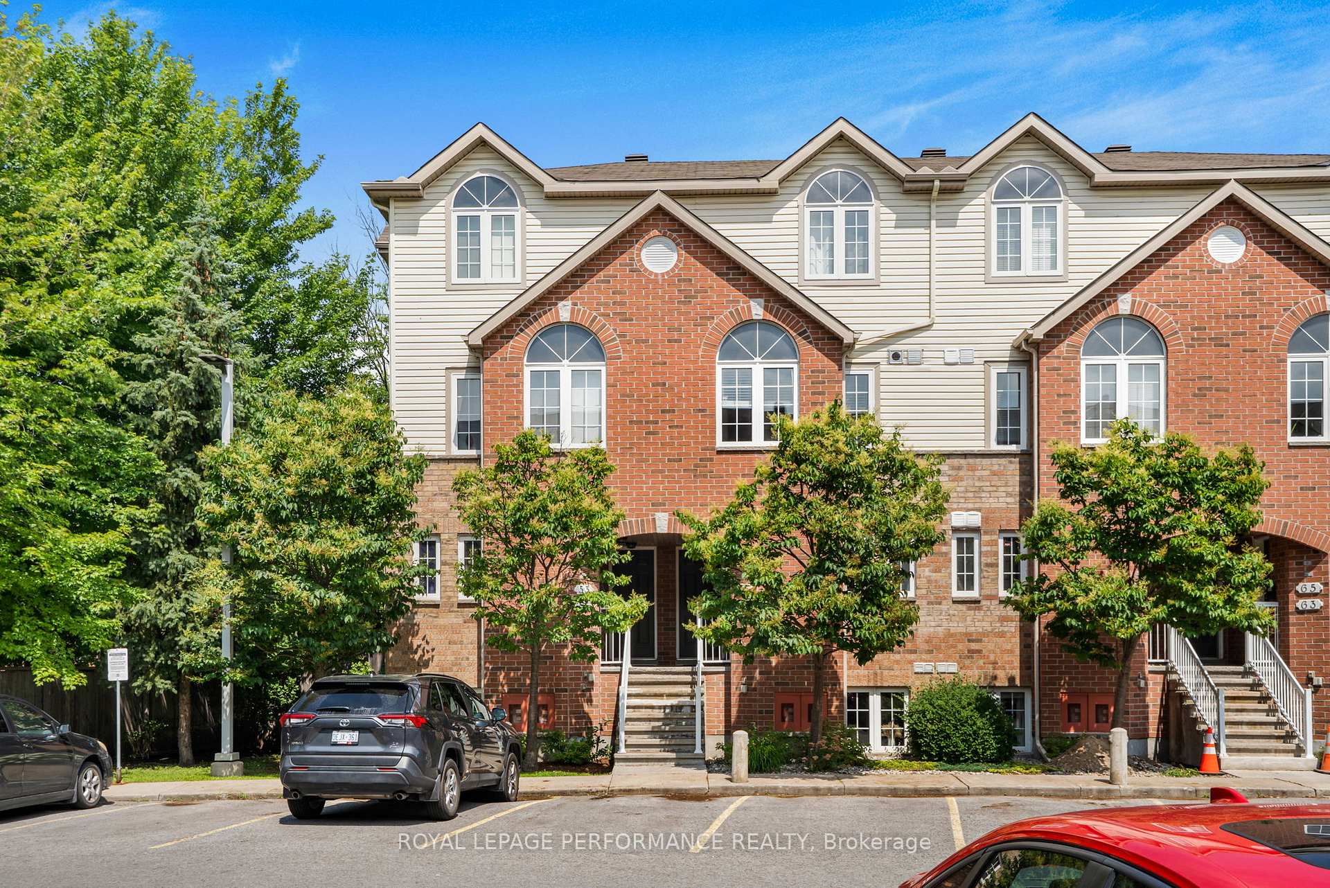 Photo 3 of Unit 2, 55 Steele Park Private, Ottawa, Cyrville — HOMEH