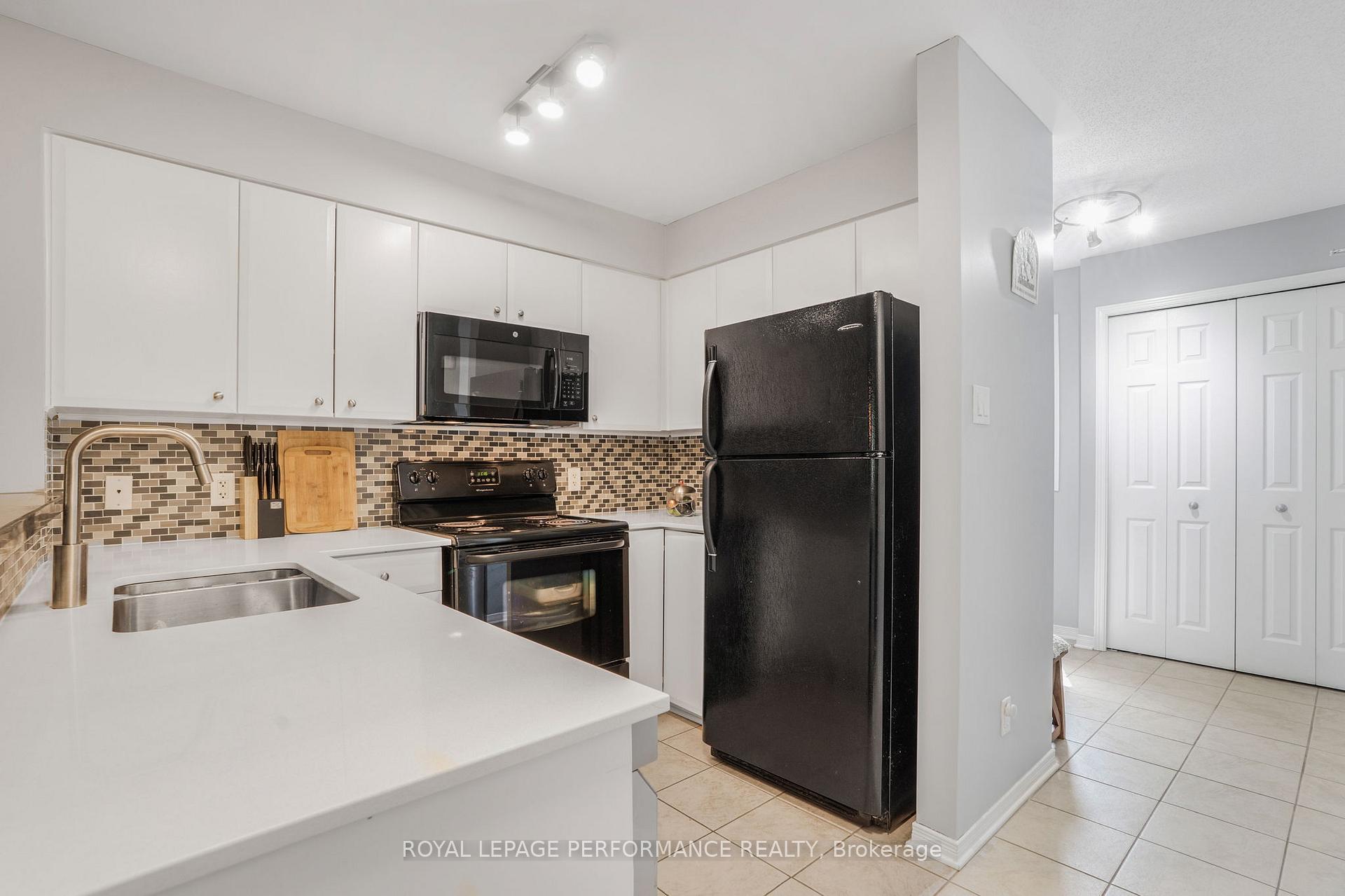 Photo 11 of Unit 2, 55 Steele Park Private, Ottawa, Cyrville — HOMEH