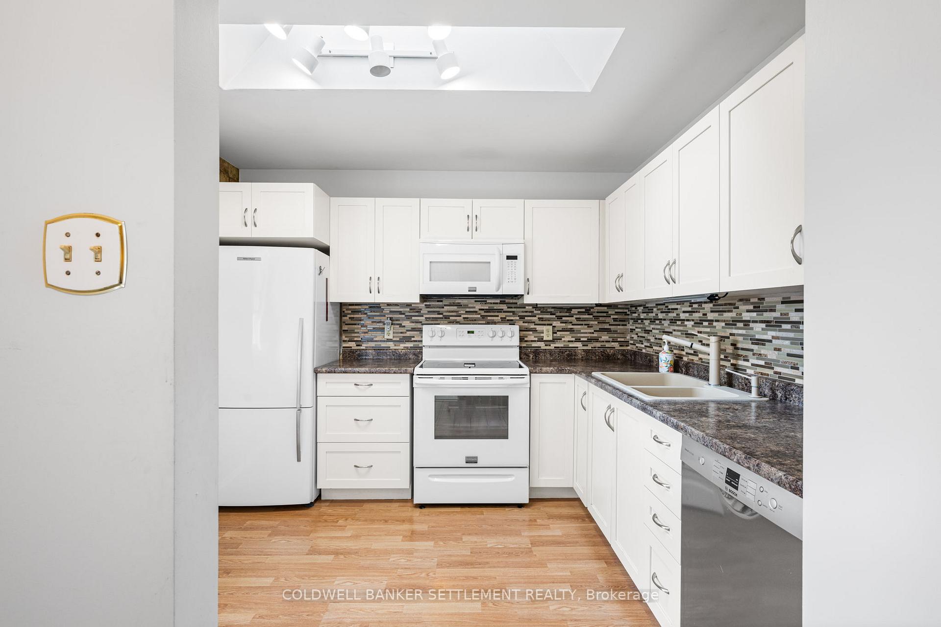 Photo 5 of Unit 33, 3 Lally Lane, Perth — HOMEH