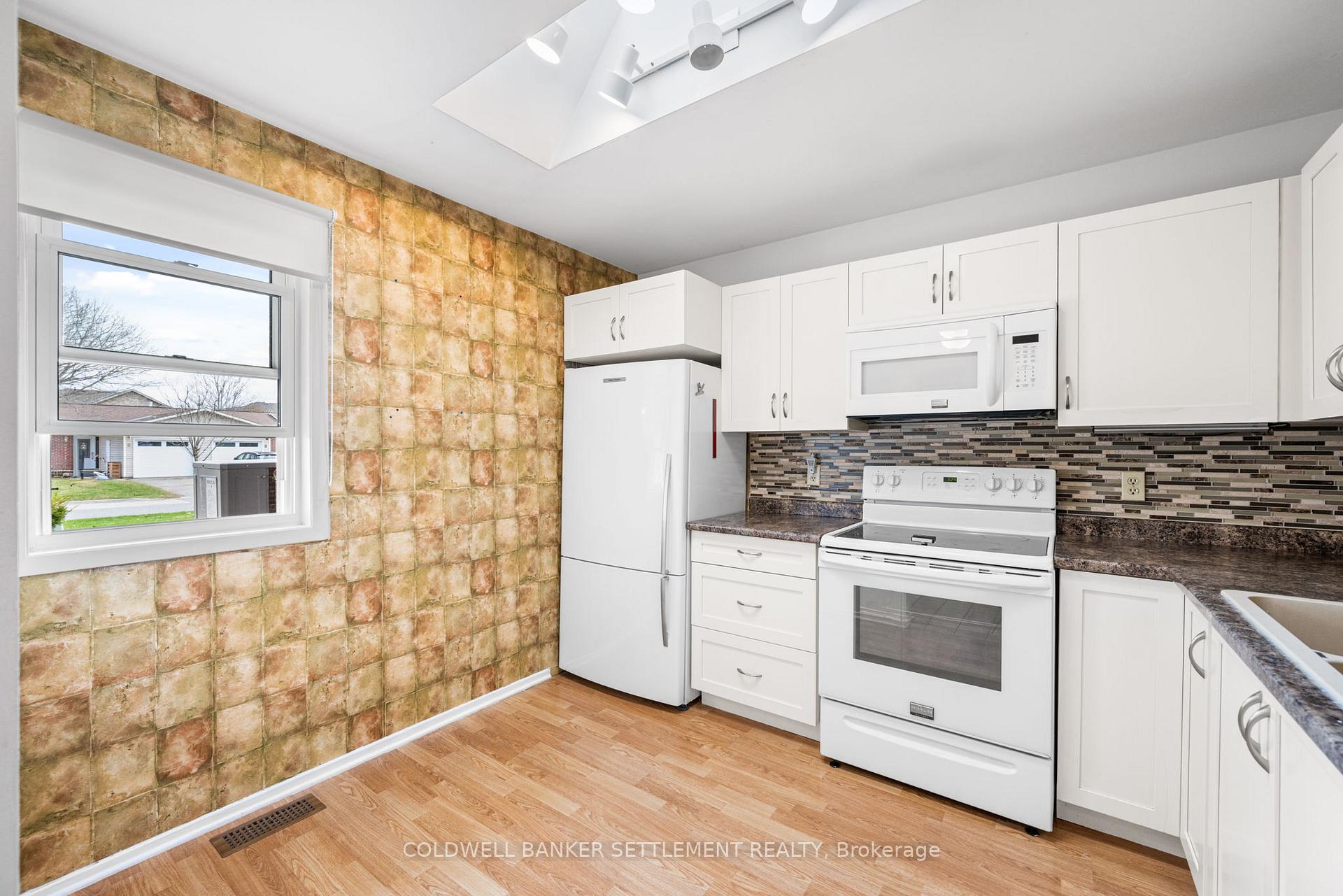 Photo 6 of Unit 33, 3 Lally Lane, Perth — HOMEH